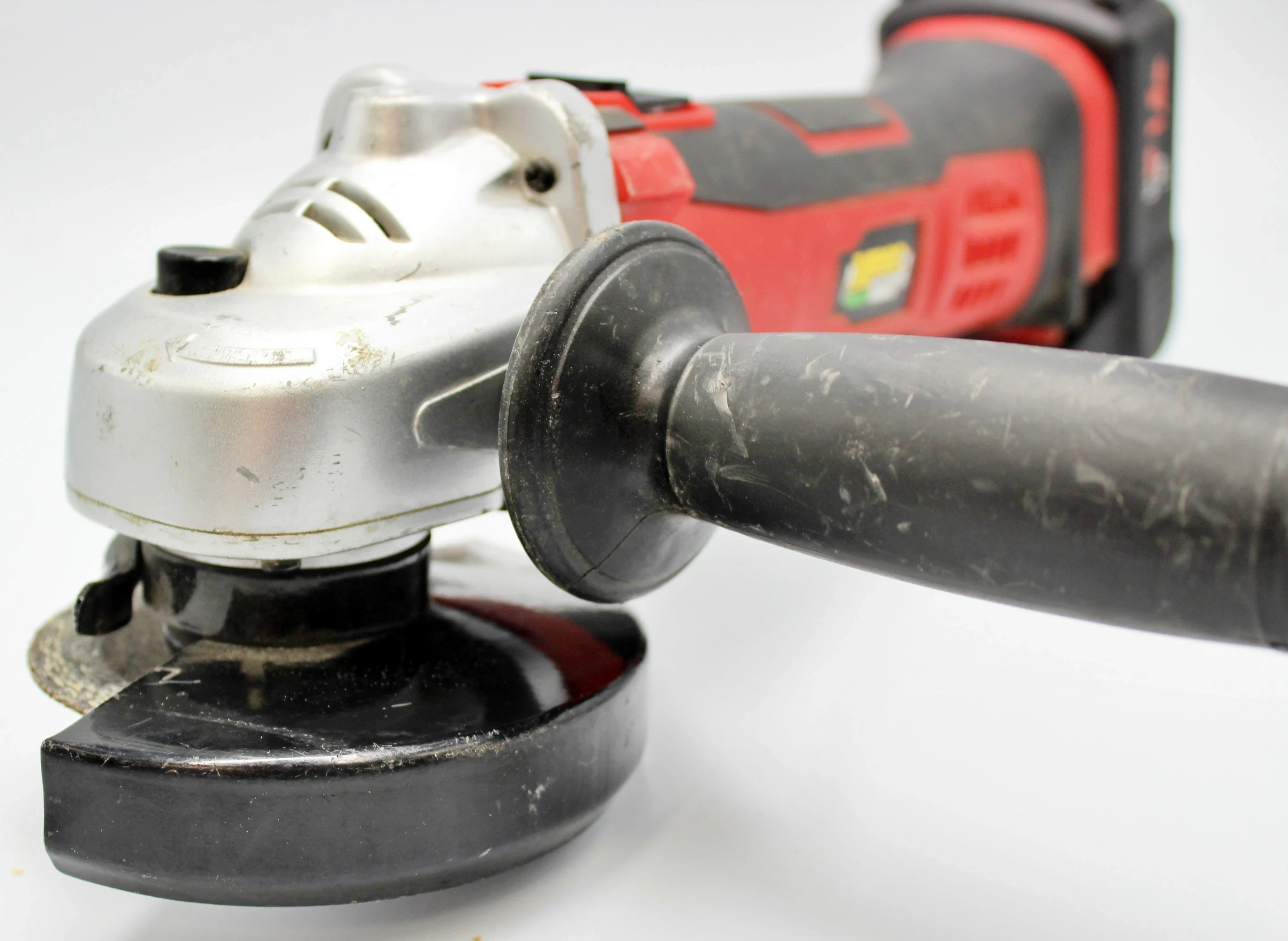 szlifierka-katowa-18-v-o125-mm-meec-tools-multiseries-kod-producenta-676879