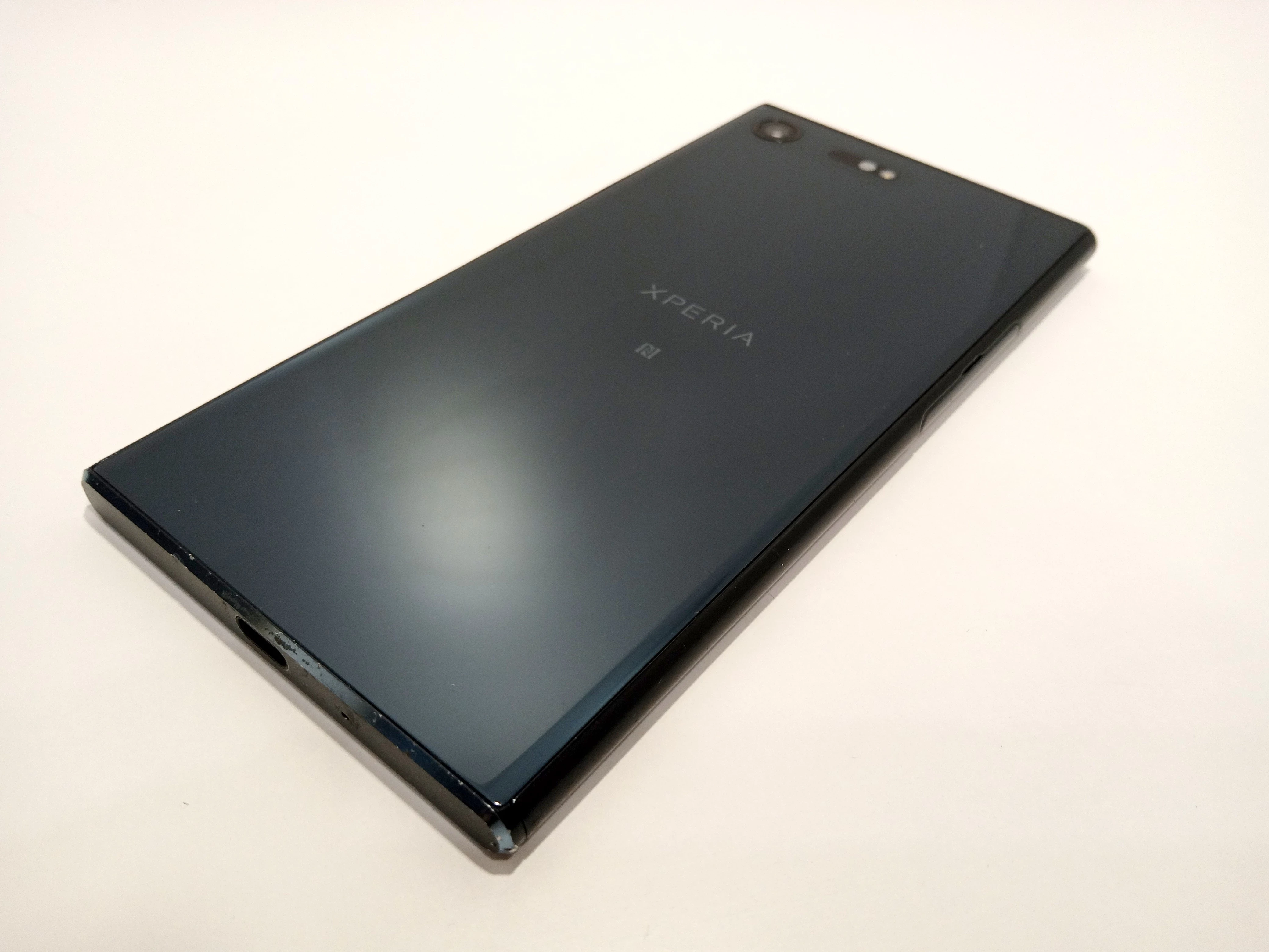 sony-xperia-xz-premium-g8141-464-gb-przekatna-ekranu-550