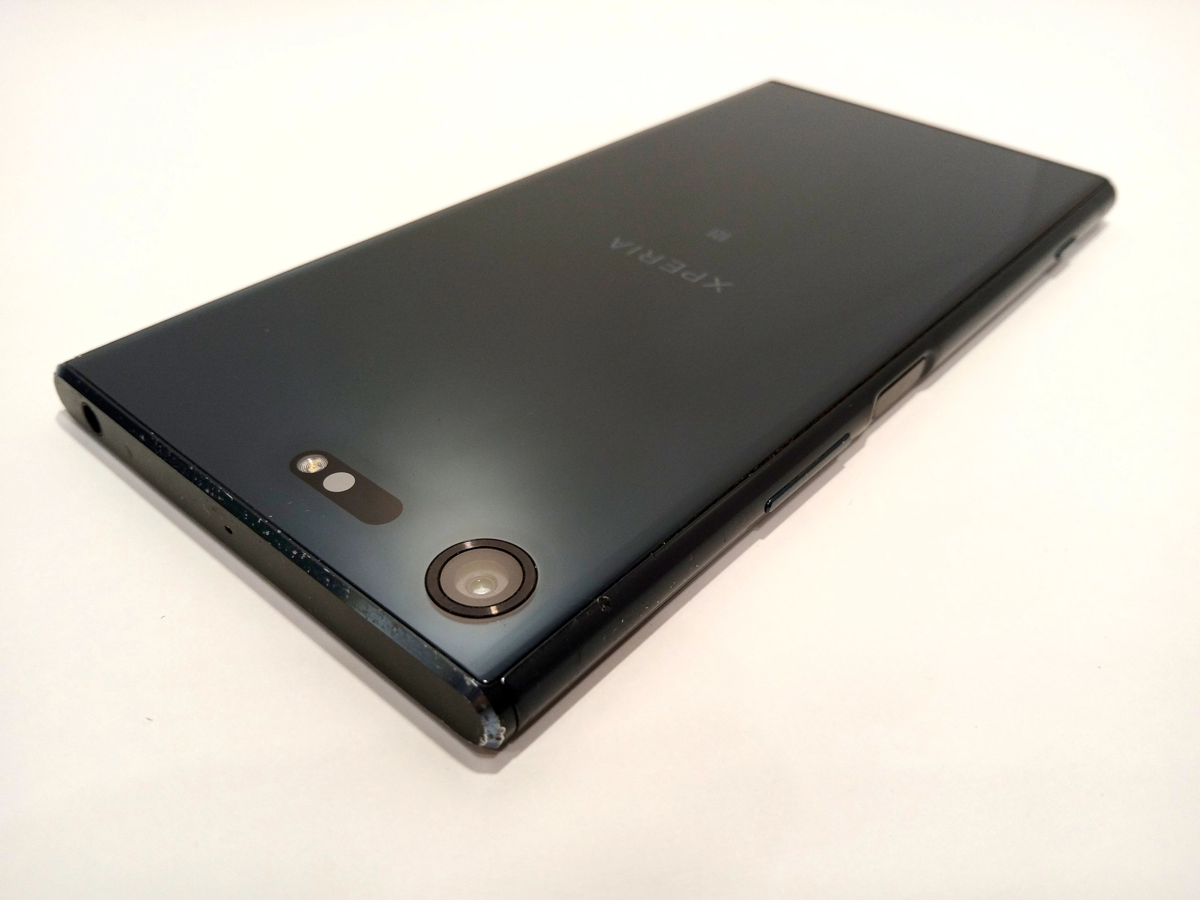 sony-xperia-xz-premium-g8141-464-gb-typ-202685-212929