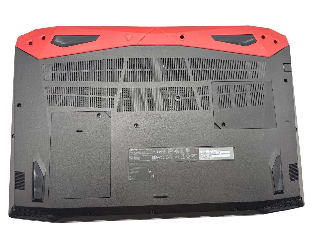 laptop-acer-predator-helios-300-156-i7-8750h-16512gb-ssd-gtx-1060-win10-kod-producenta-nhq3hep003