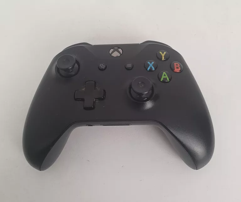 konsola-microsoft-xbox-one-x-1tb-stan-11323-2