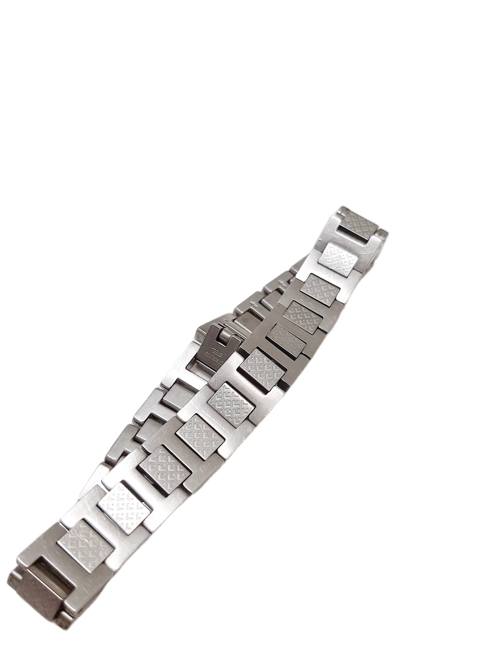 lacoste-metropole-collection-link-2040117-srebrna-195-cm-material-17128-512