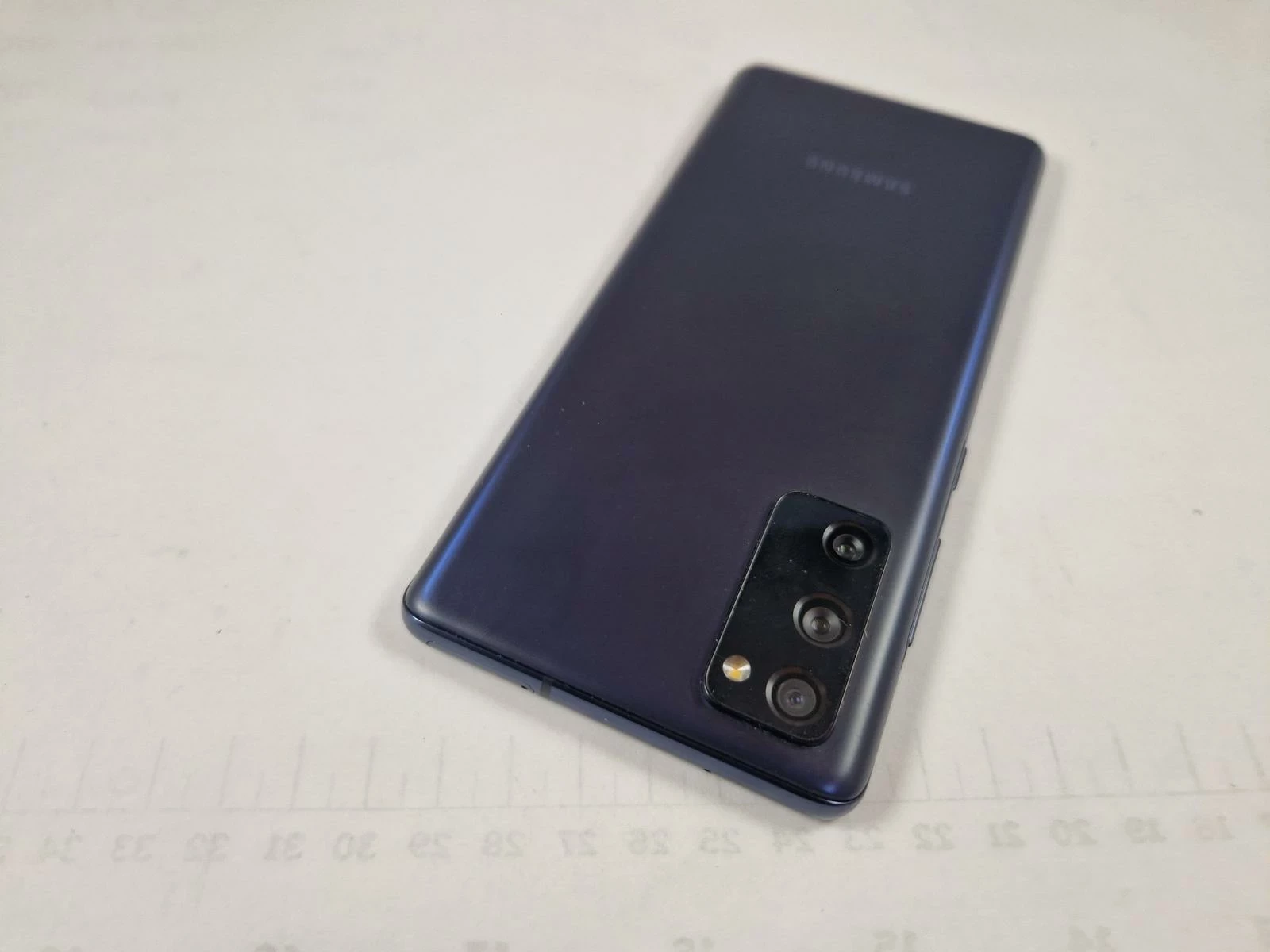 samsung-galaxy-s20-fe-5g-128gb-pudelko-ladny-wbudowana-pamiec-202869-214189