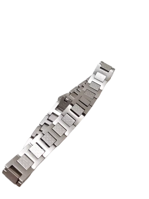 lacoste-metropole-collection-link-2040117-srebrna-195-cm-material-17128-512