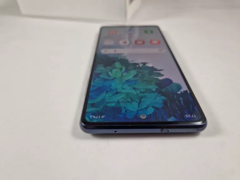 samsung-galaxy-s20-fe-5g-128gb-pudelko-ladny-kod-producenta-sm-g781bzbdeue