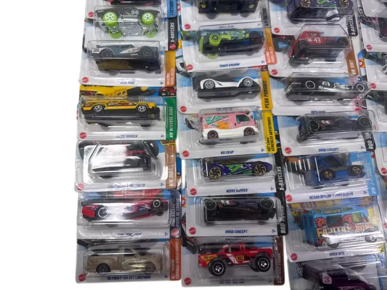 auto-hot-wheels-minimalny-wiek-dziecka-250062-1794308