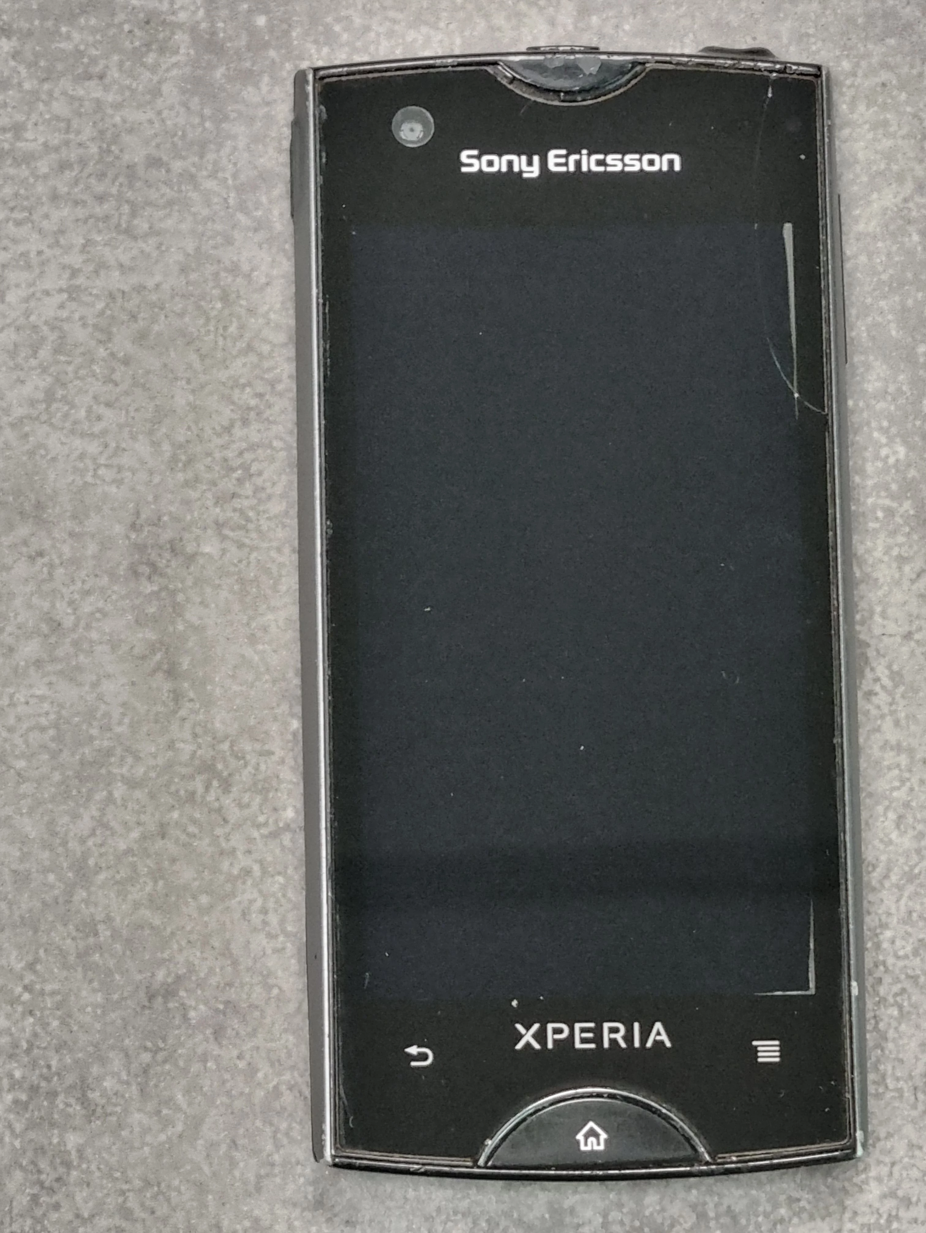 telefon-sony-ericsson-st18i-kod-producenta-81b323139