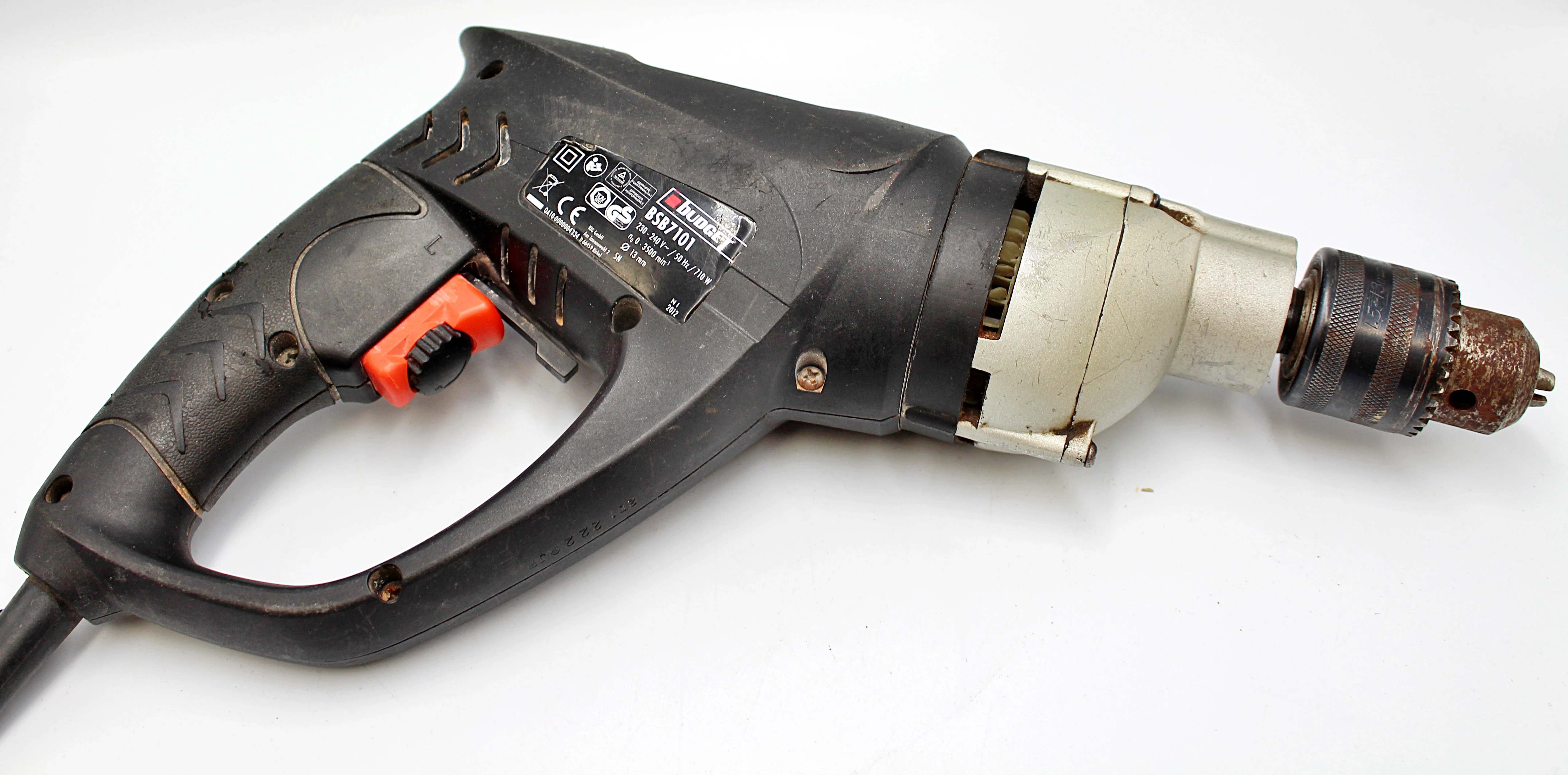 wiertarka-sieciowa-budget-bsb7101-710w-obroty-do-3500min-ean-gtin-4335843012900