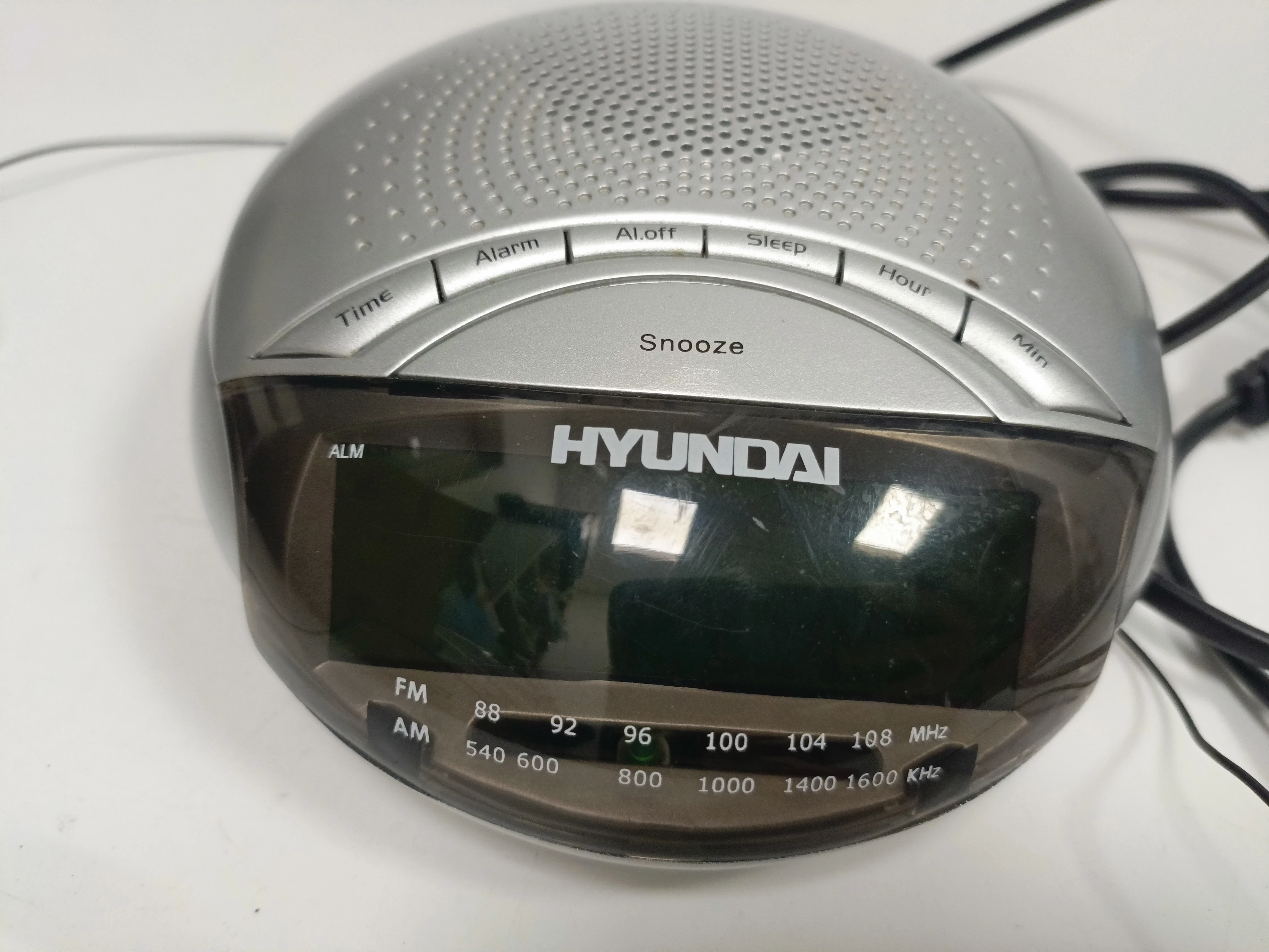 radio-budzik-hyundai-stan-11323-2