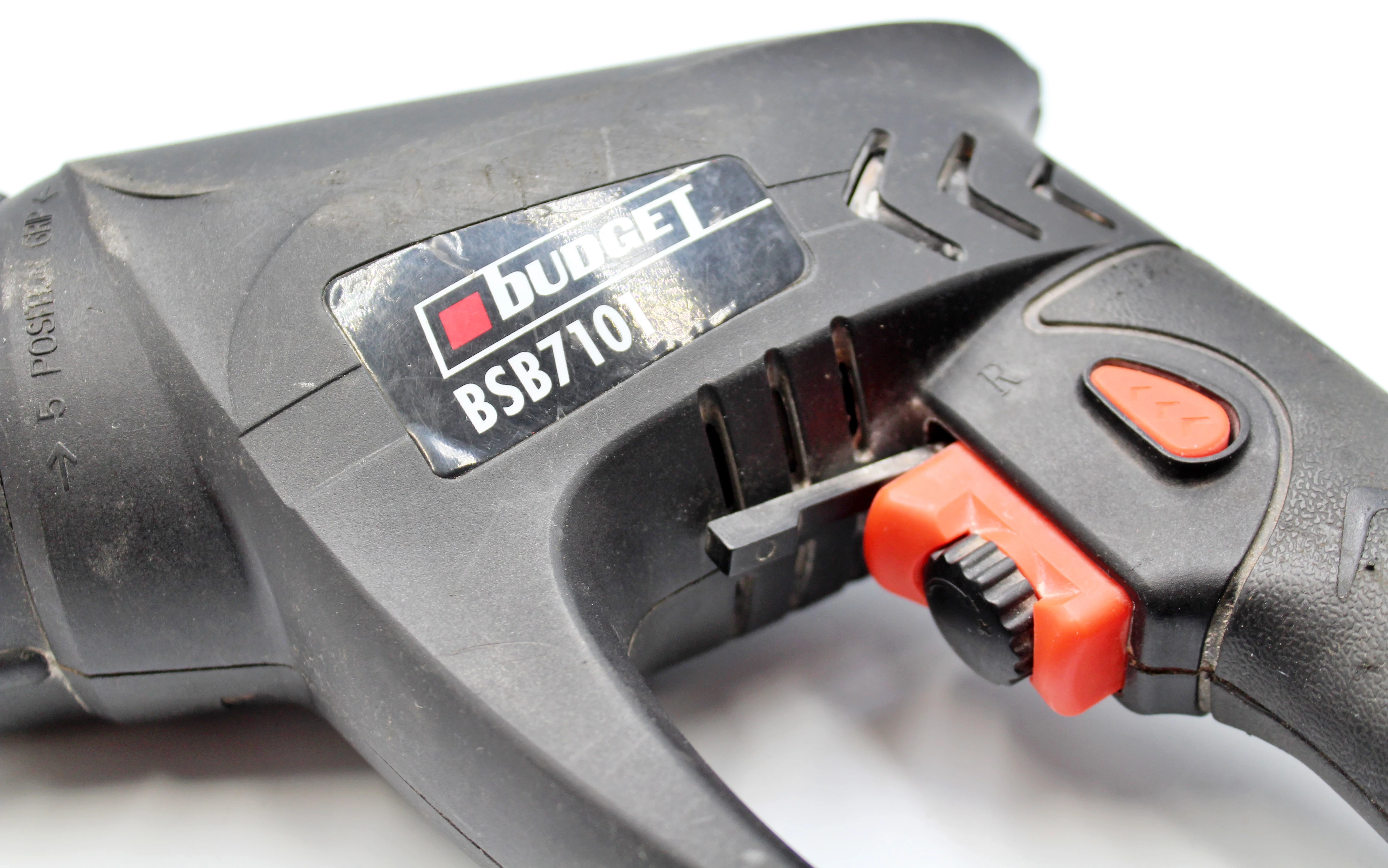 wiertarka-sieciowa-budget-bsb7101-710w-obroty-do-3500min-marka-248811-975877