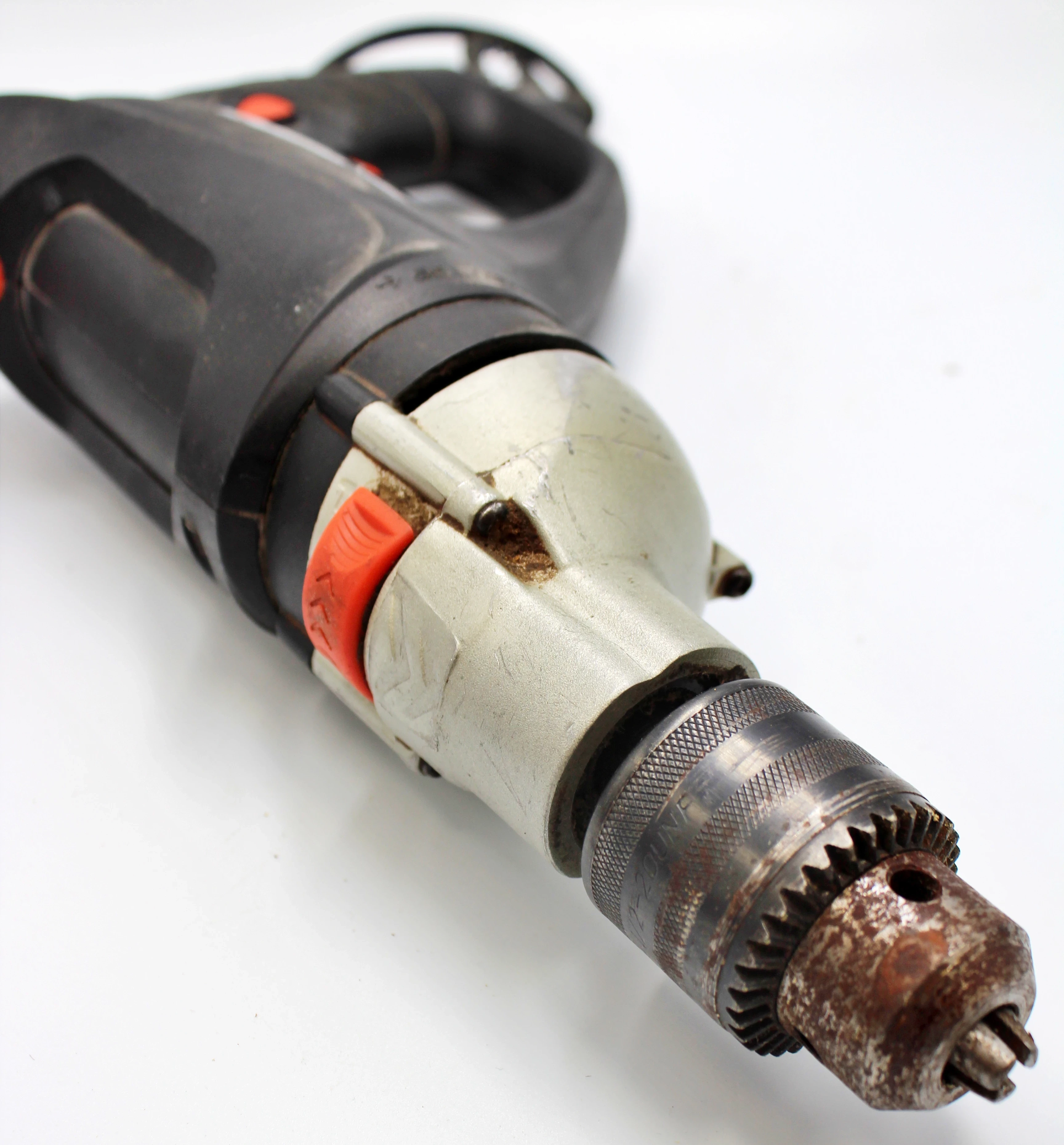 wiertarka-sieciowa-budget-bsb7101-710w-obroty-do-3500min-typ-249188-1120137