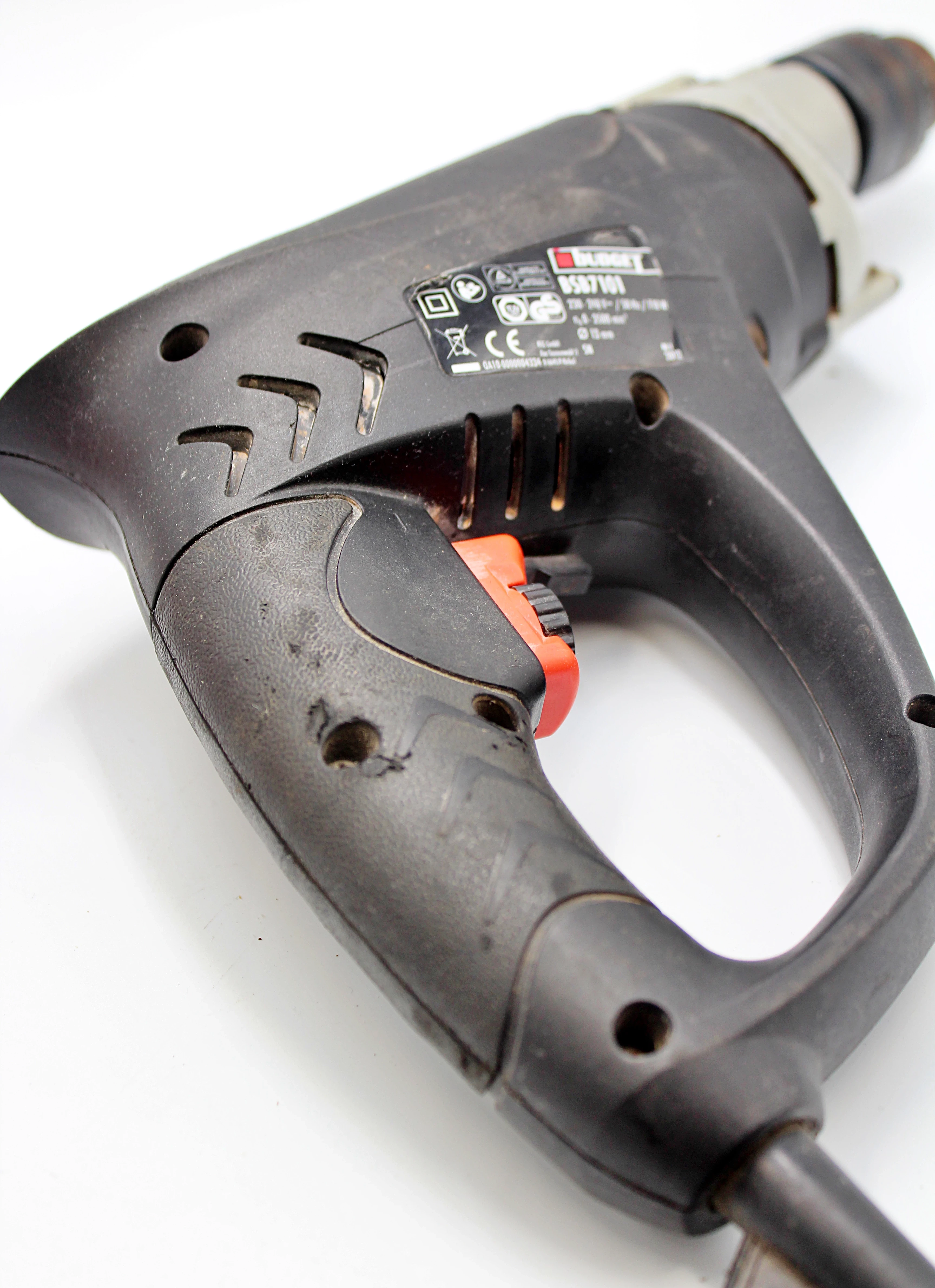 wiertarka-sieciowa-budget-bsb7101-710w-obroty-do-3500min-typ-uchwytu-129629-3