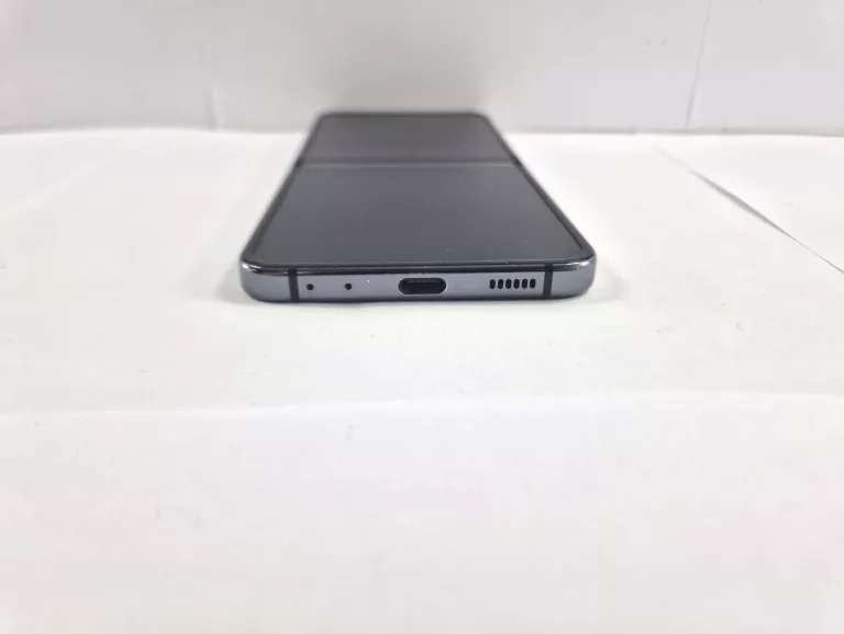 telefon-samsung-galaxy-z-flip5-8256gb-system-operacyjny-4388-1