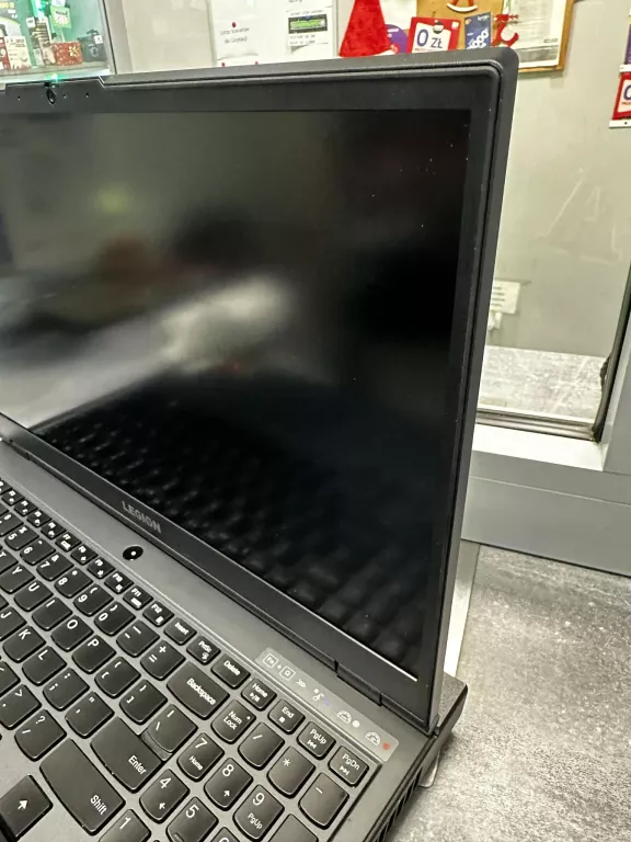 laptop-lenovo-legion-5-15arh05-16512-gb-amd-ryzen-7-gtx-1650-przekatna-ekranu-1560