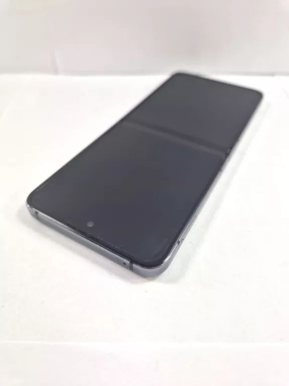 telefon-samsung-galaxy-z-flip5-8256gb-wbudowana-pamiec-202869-214185