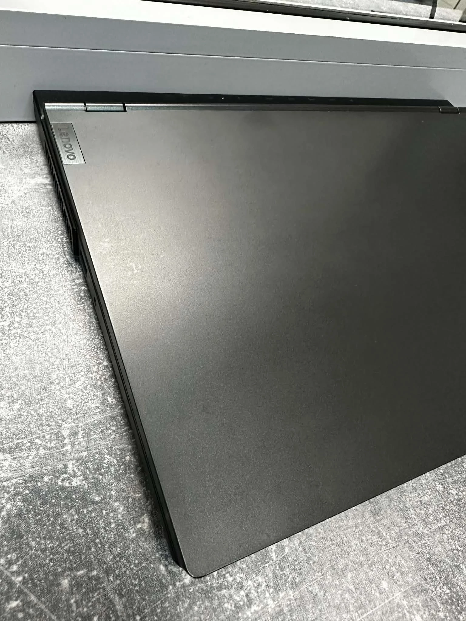 laptop-lenovo-legion-5-15arh05-16512-gb-amd-ryzen-7-gtx-1650-liczba-rdzeni-procesora-4329-5