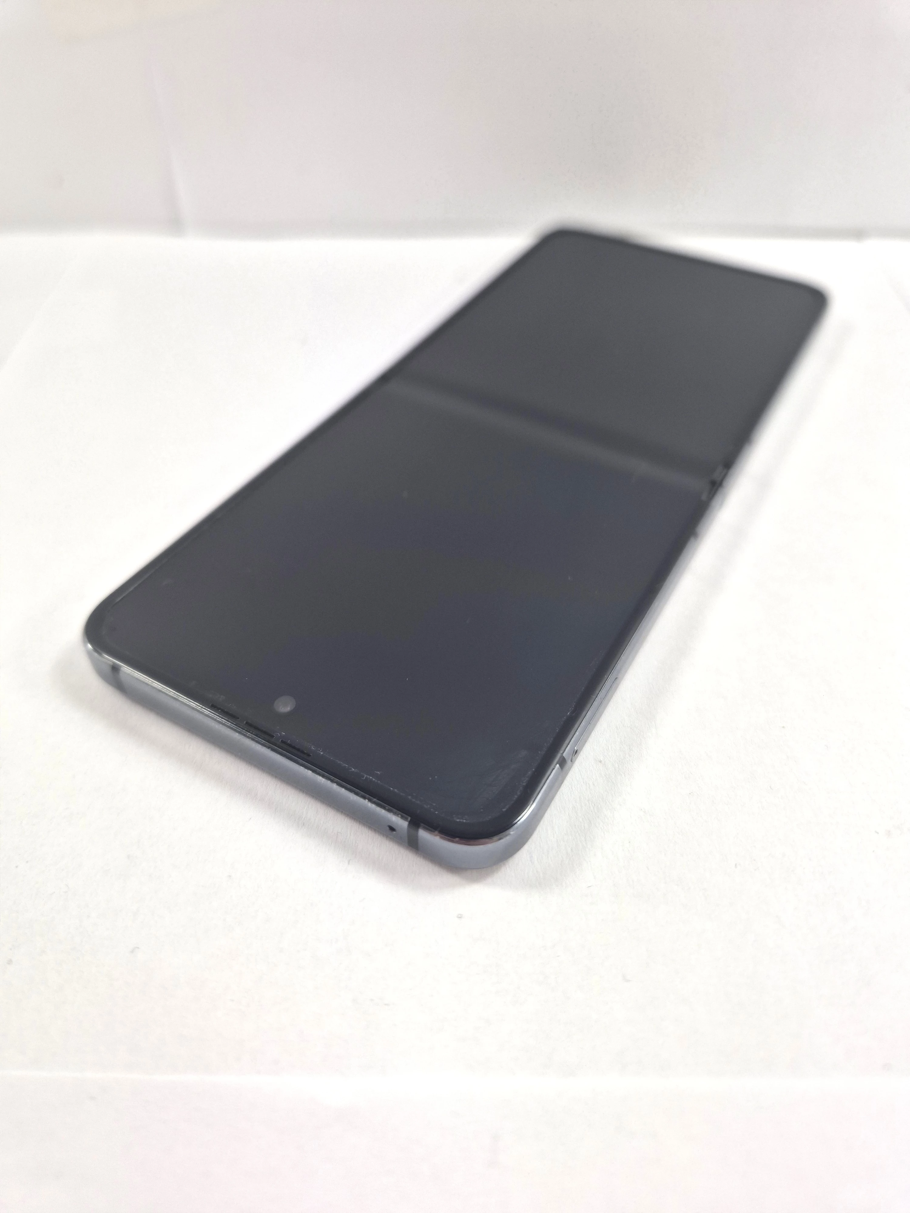 telefon-samsung-galaxy-z-flip5-8256gb-wbudowana-pamiec-202869-214185