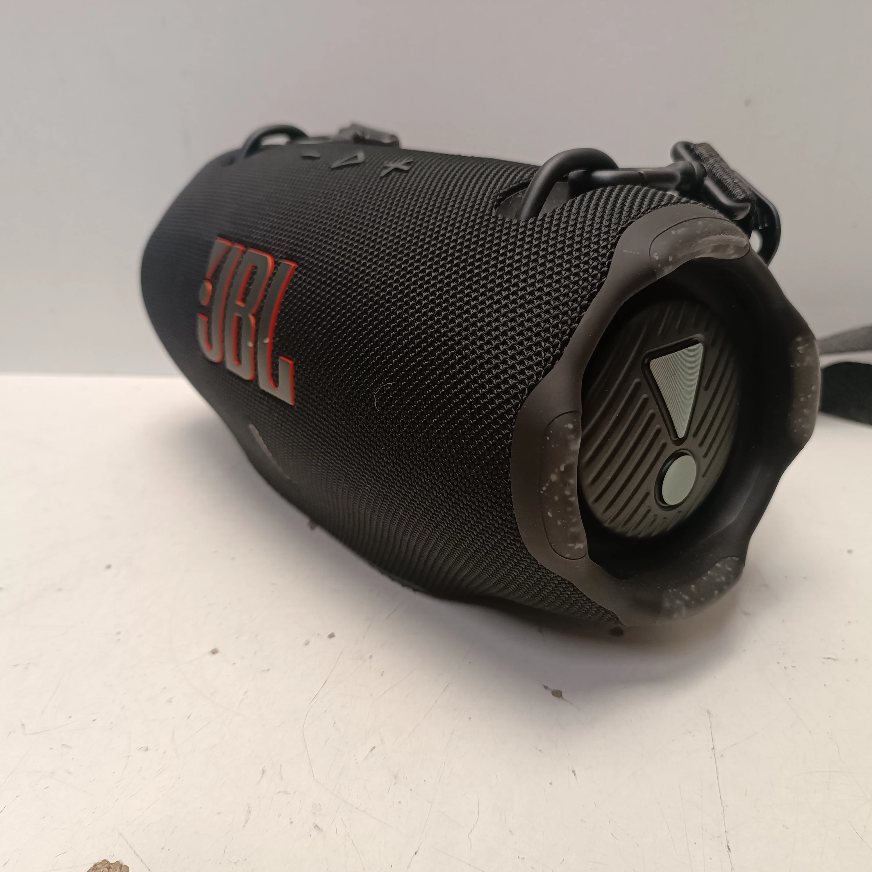 glosnik-jbl-xtreme-4-stan-11323-2