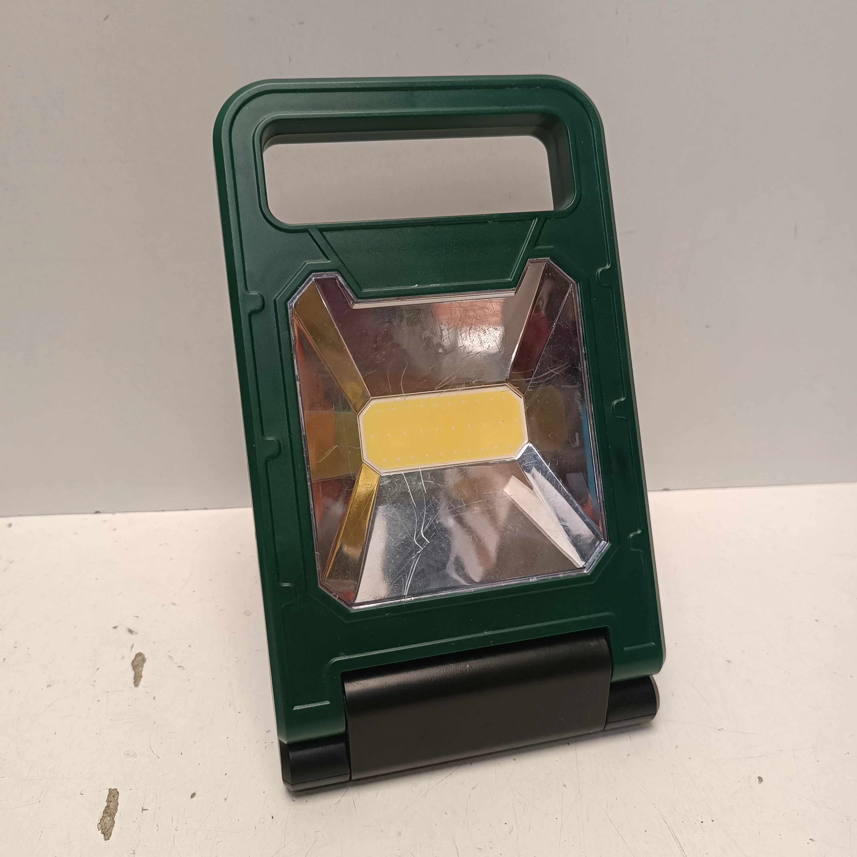 lampa-led-parkside-hg09762a-osiedle-teatralne-3u15-krakow