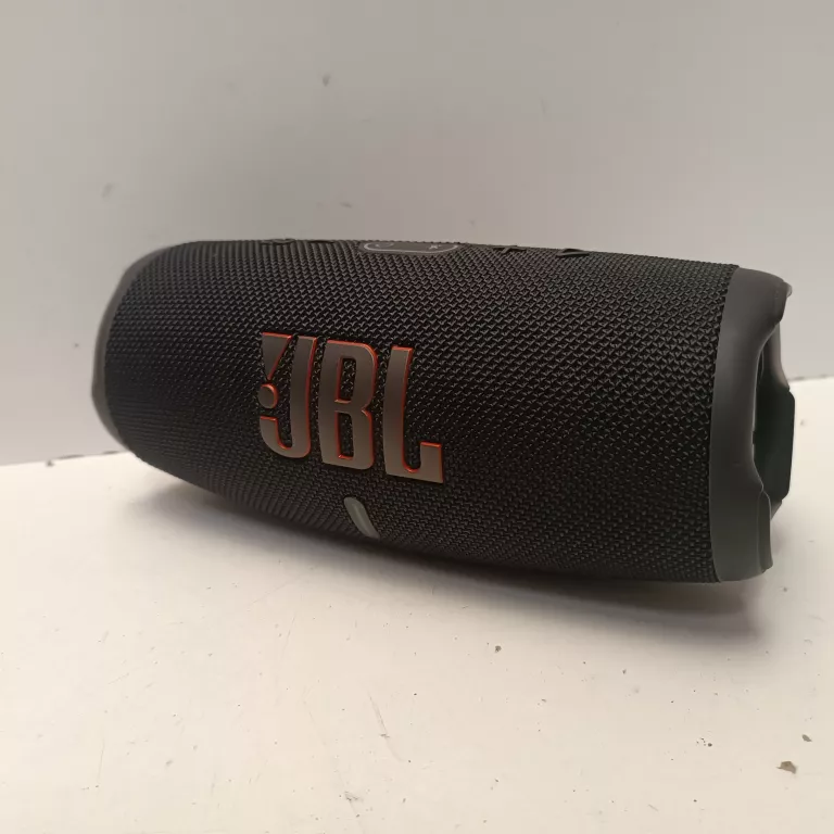 glosnik-jbl-charge-5-osiedle-teatralne-3u15-krakow