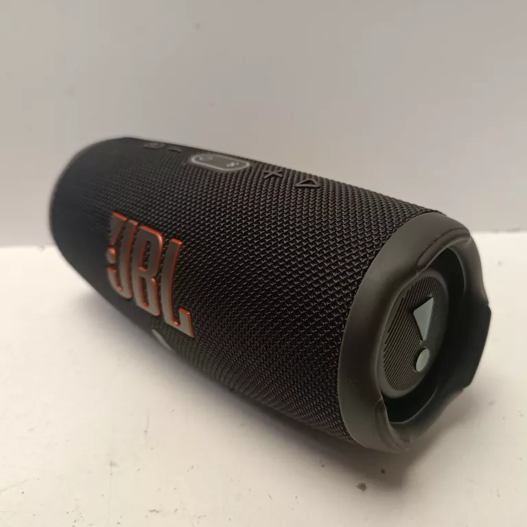 glosnik-jbl-charge-5-moc-4000