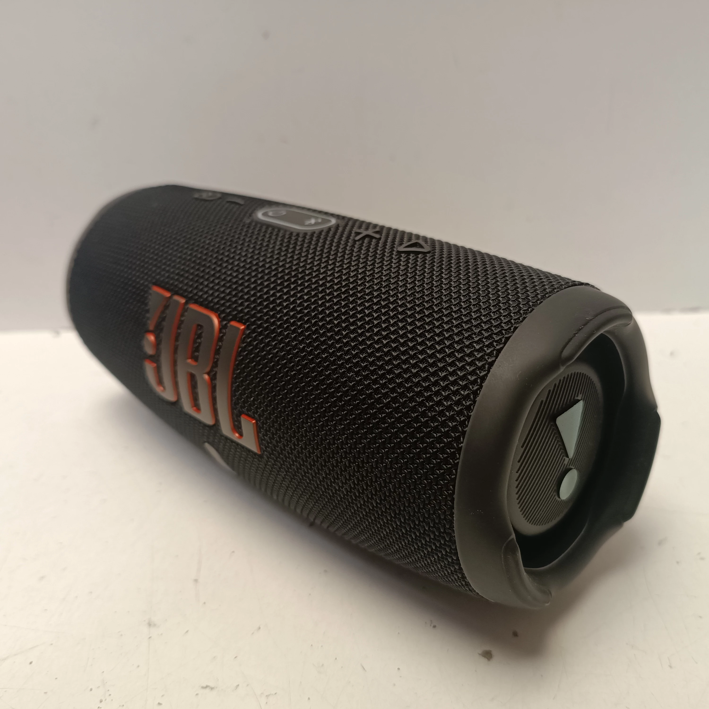 glosnik-jbl-charge-5-moc-4000