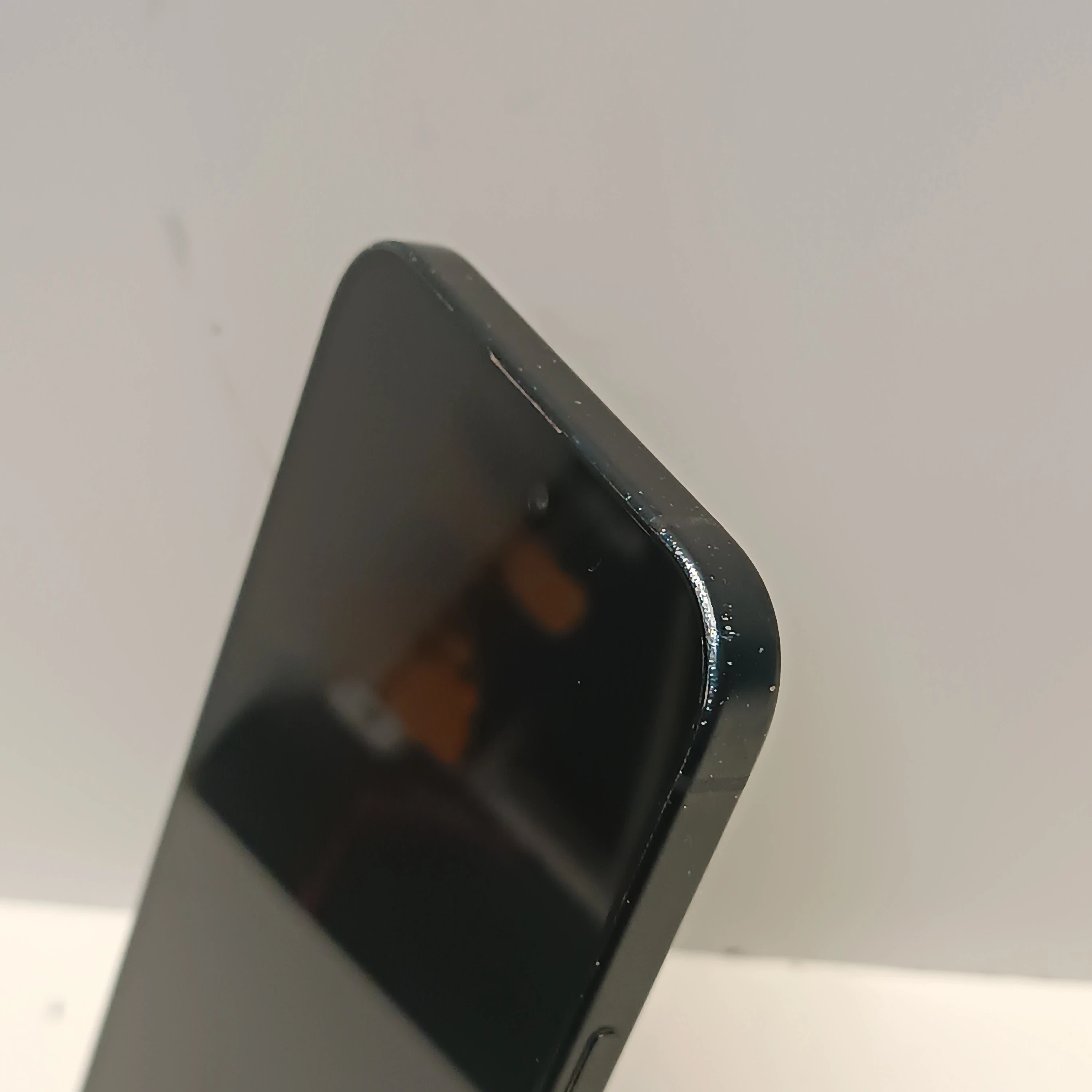 telefon-iphone-15-plus-88-128gb-kod-producenta-mu0y3pxa