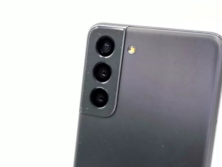 samsung-galaxy-s21-5g-8128gb-szary-sm-g991bds-przekatna-ekranu-620