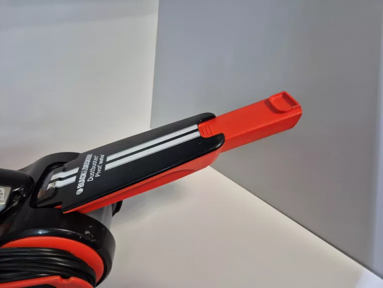 odkurzacz-samochodowy-blackdecker-pav1205-12v-kod-producenta-pav1205