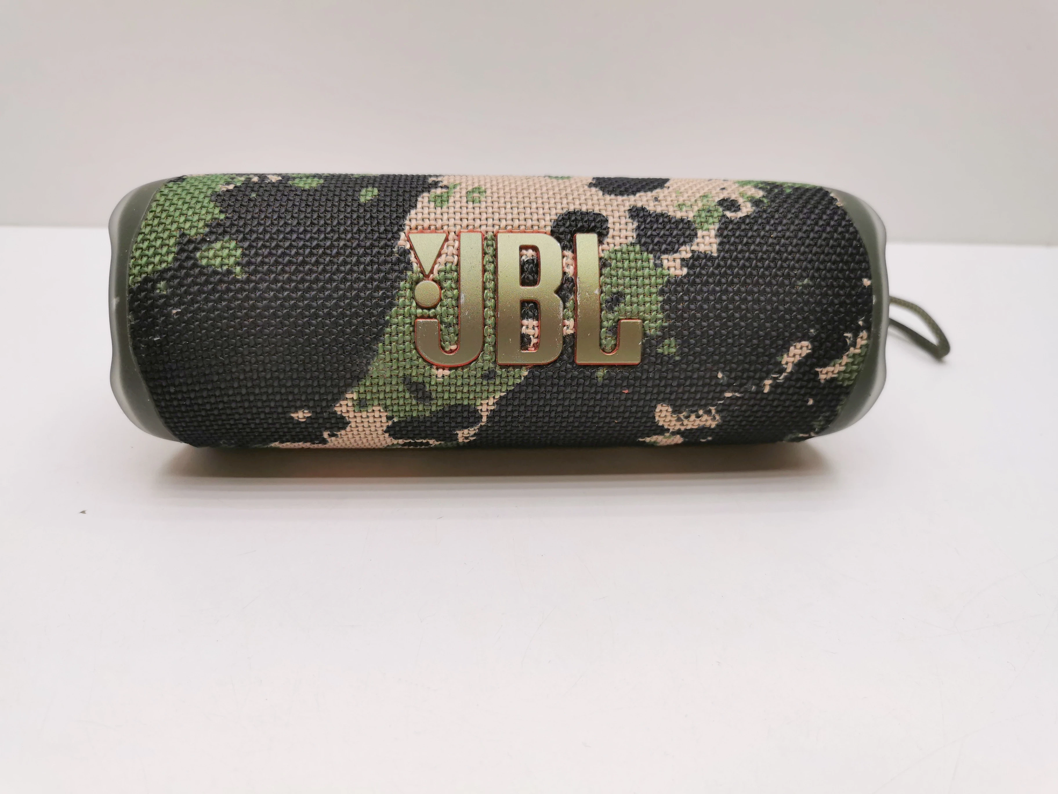 glosnik-przenosny-jbl-flip-6-moro-30-w-gen-augusta-emila-fieldorfa-nila-2c-ostroleka