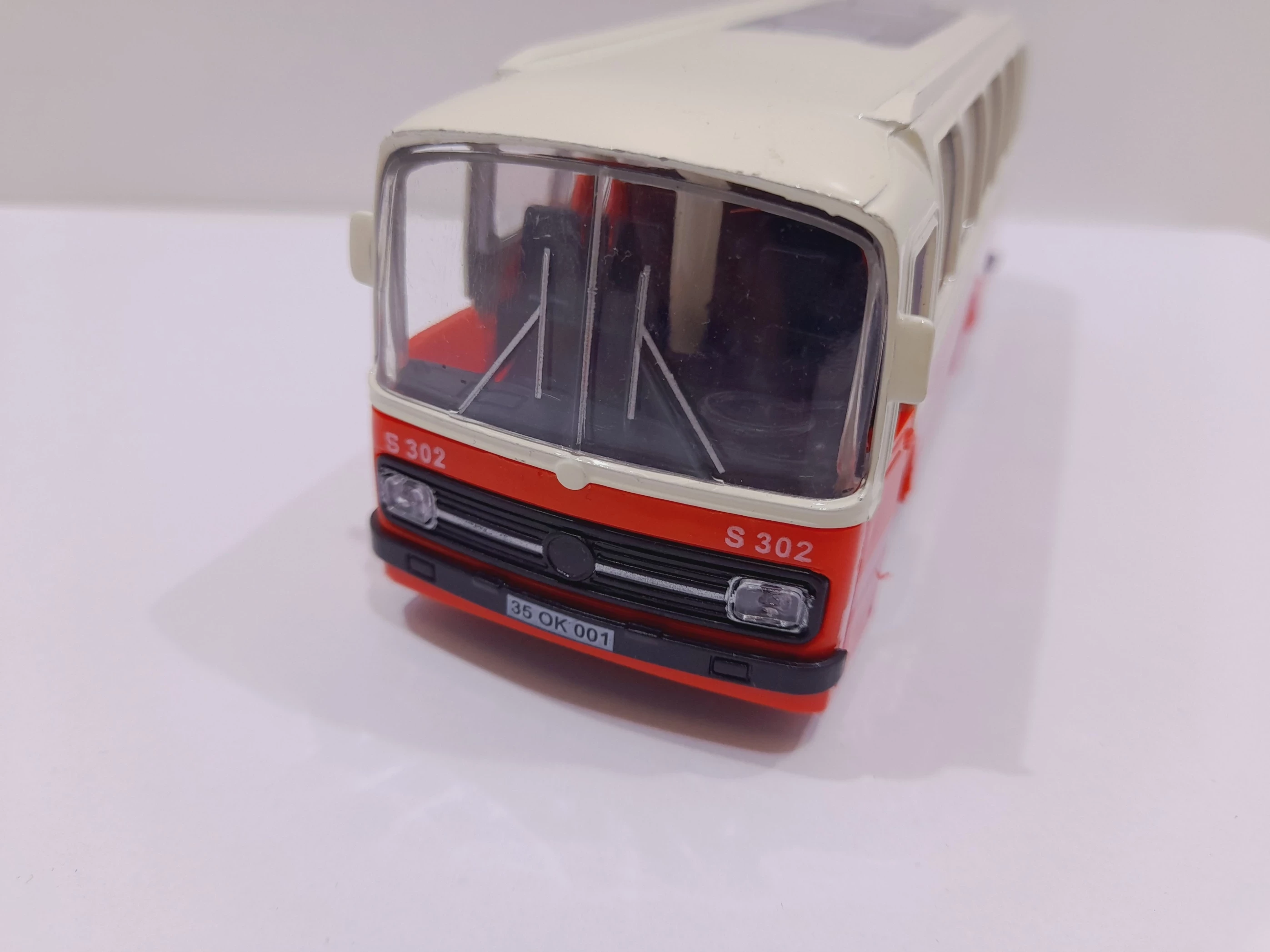 autobus-metalowy-dla-dzieci-zabawka-ean-gtin-5901353685157