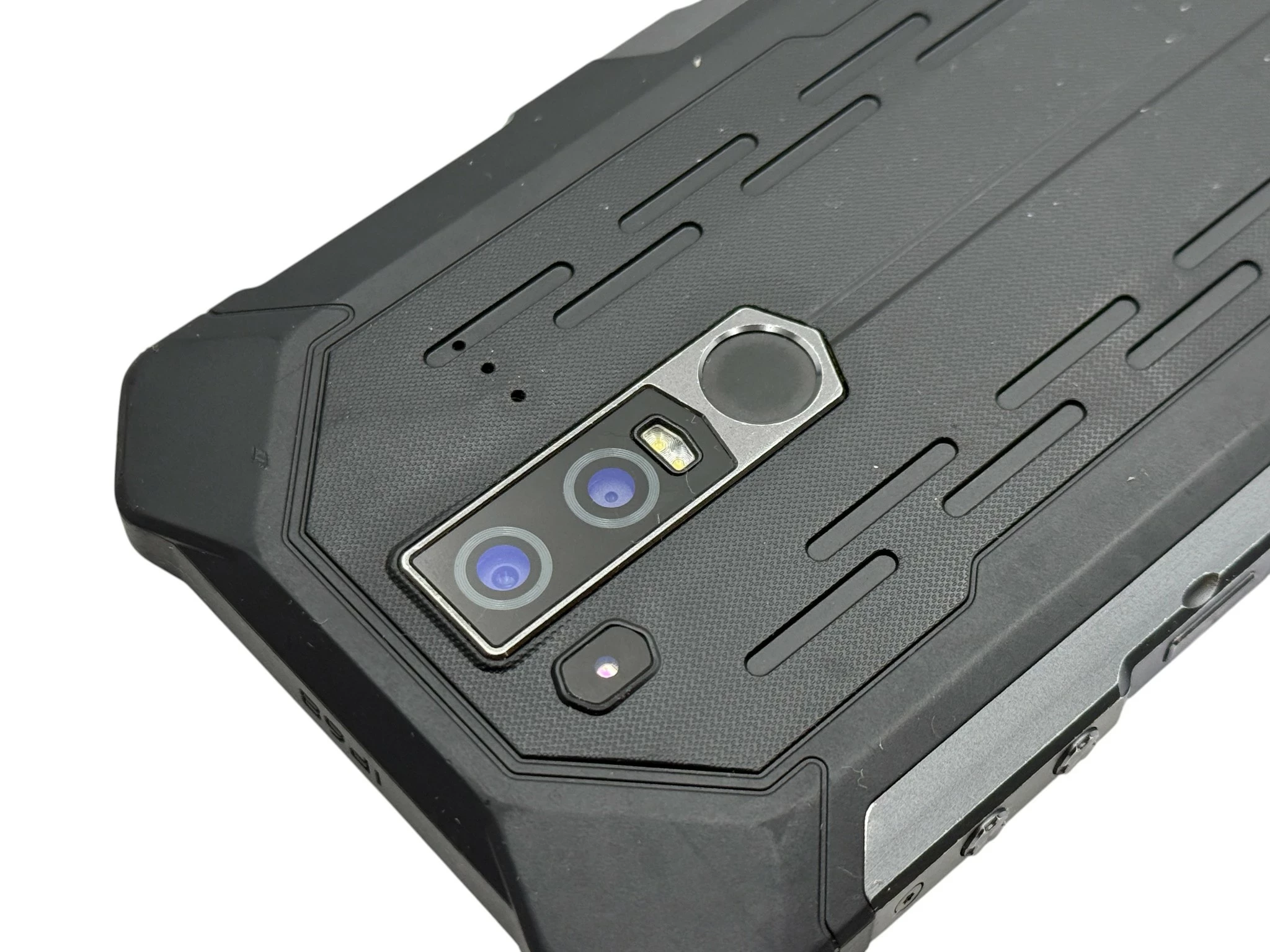 smartfon-ulefone-armor-6e-464gb-62-dual-sim-czarny-na-budowe-przekatna-ekranu-620