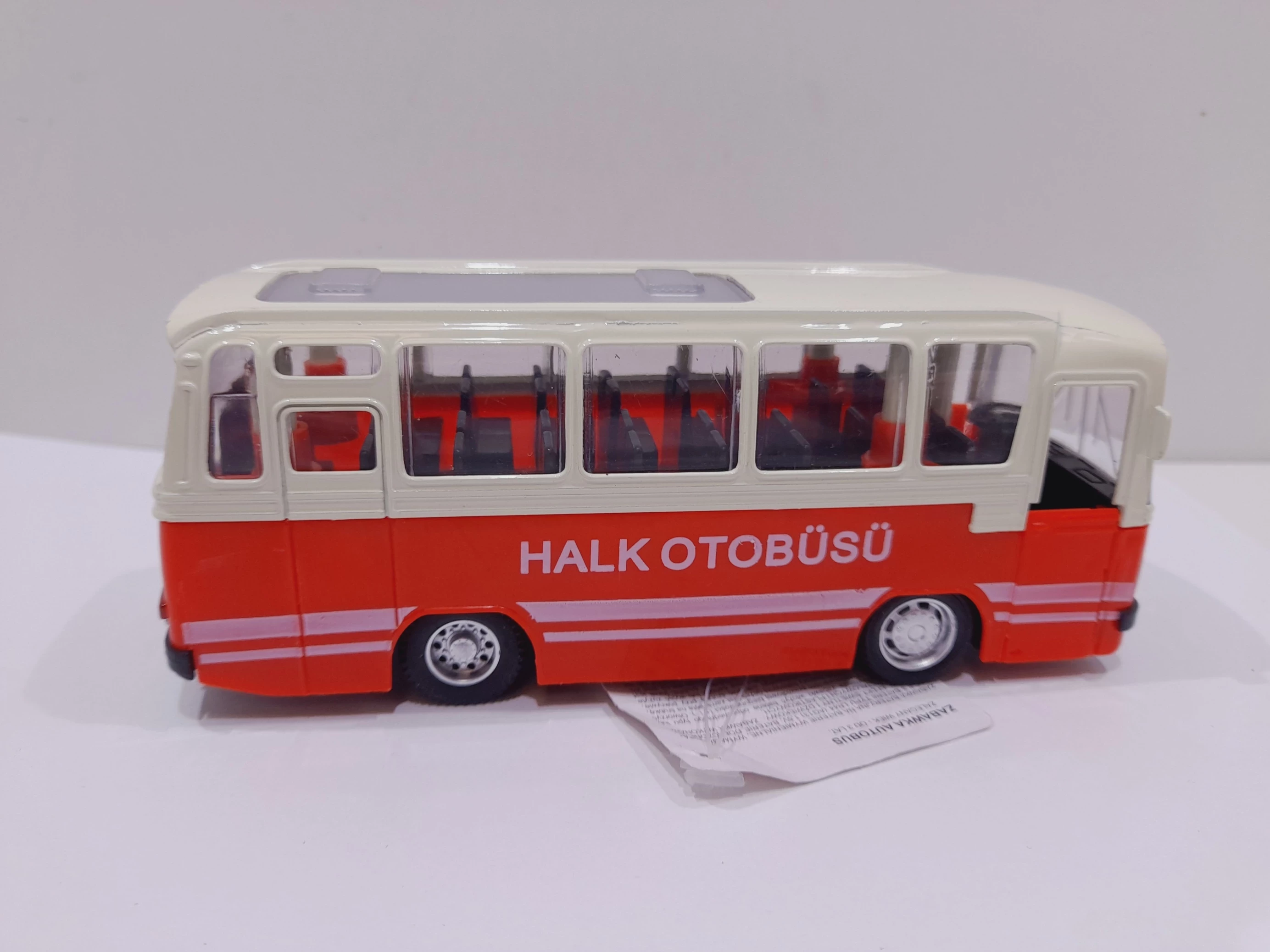 autobus-metalowy-dla-dzieci-zabawka-minimalny-wiek-dziecka-250062-1794308