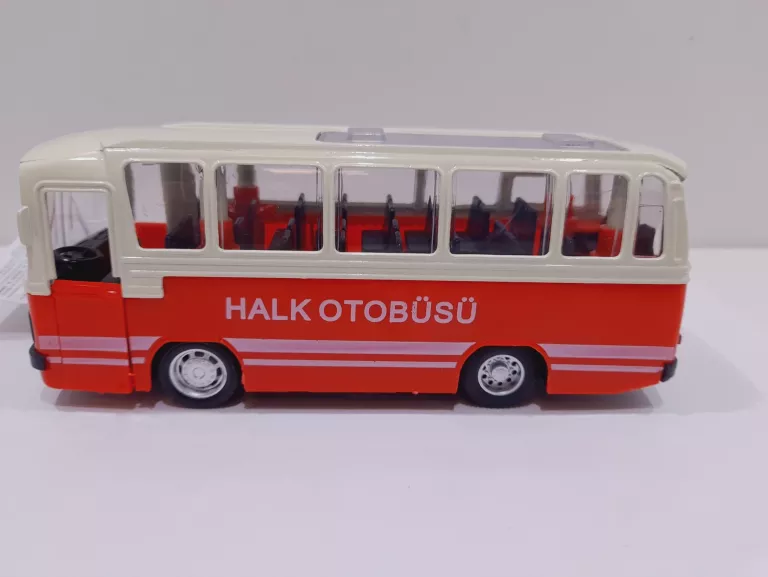 autobus-metalowy-dla-dzieci-zabawka-budziszynska-107d-sj-wroclaw