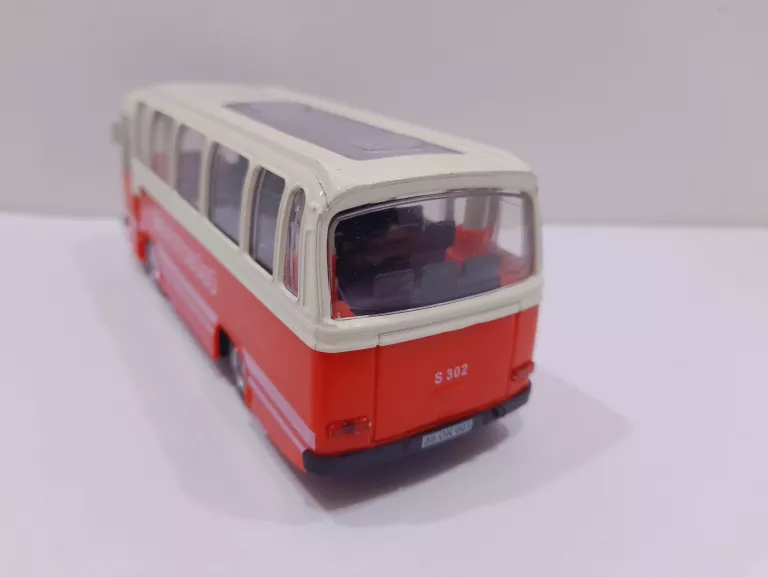 autobus-metalowy-dla-dzieci-zabawka-stan-11323-1