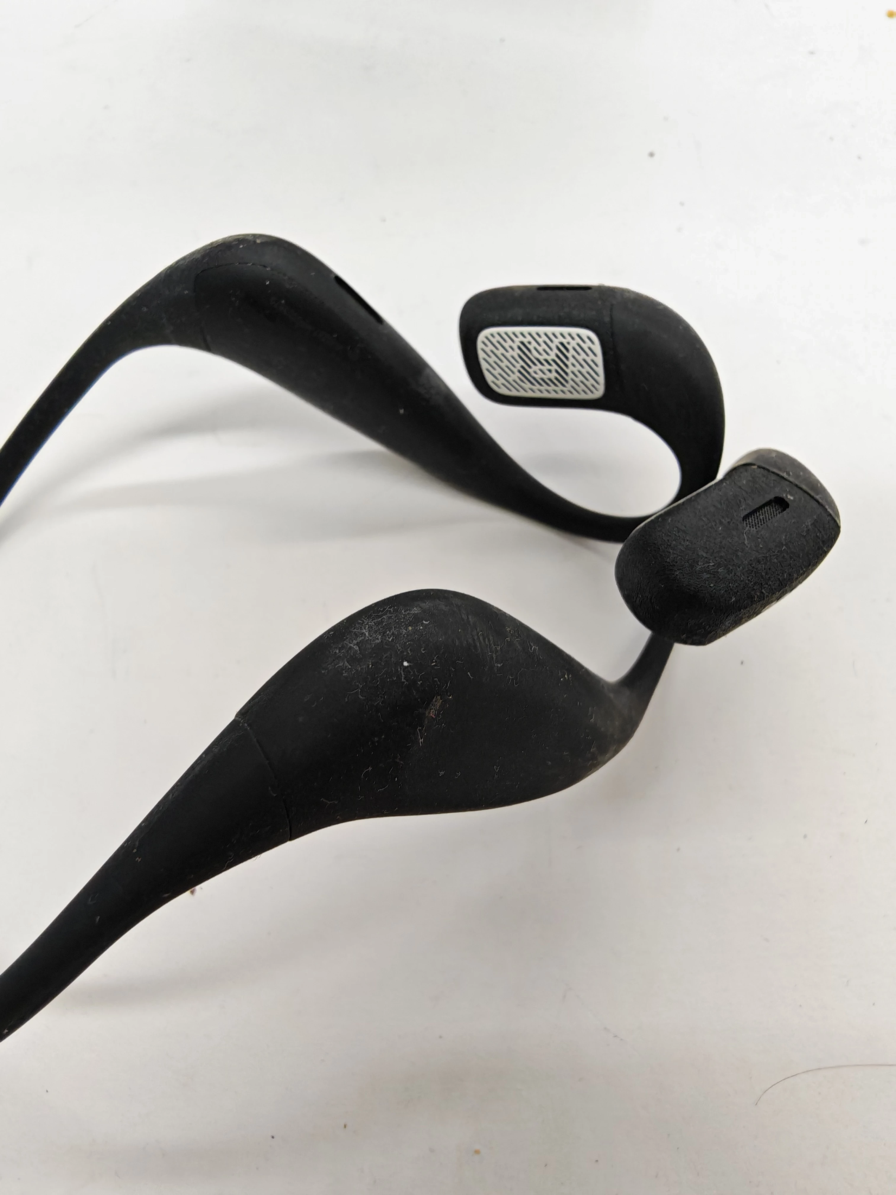 sluchawki-bezprzewodowe-jbl-endurance-pace-stan-11323-2