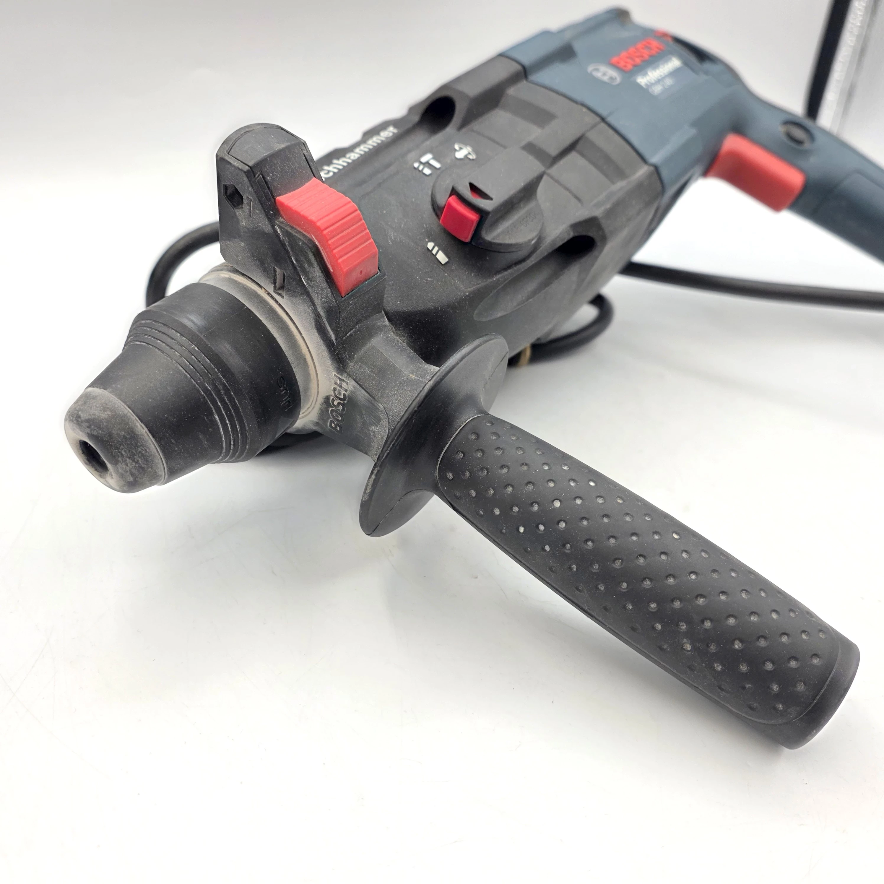 mlotowiertarka-bosch-gbh-240-790w-sds-plus-walizka-ean-gtin-3165140832267