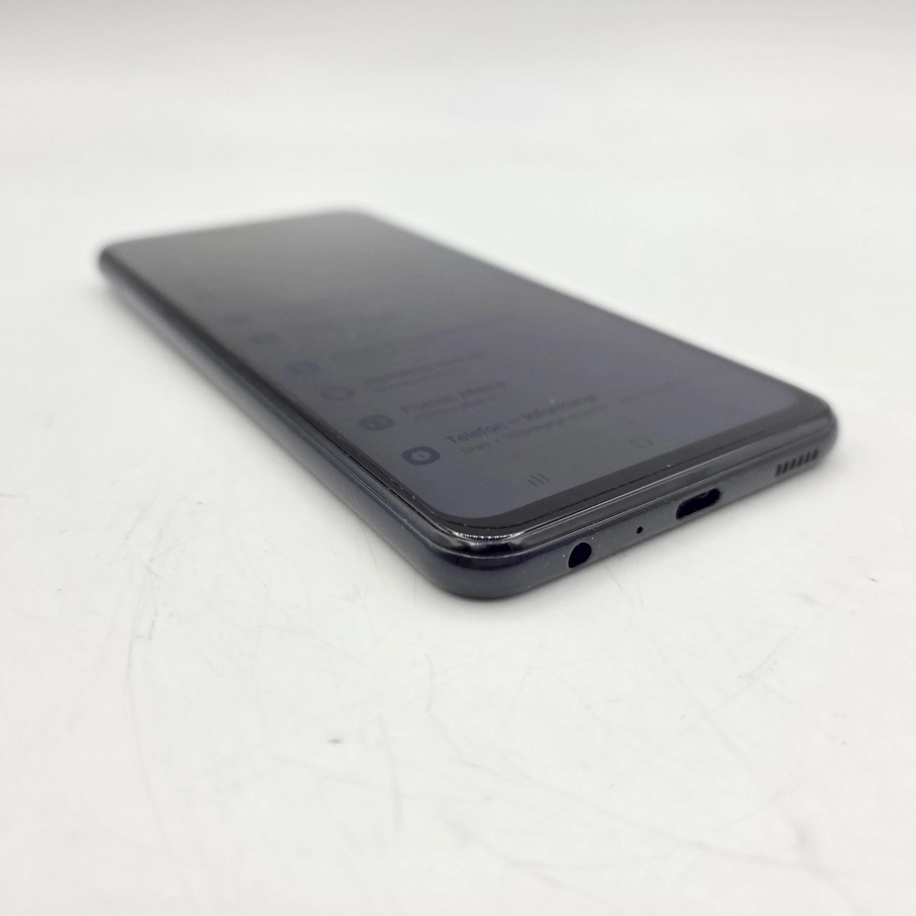 samsung-galaxy-a23-5g-64gb-przekatna-ekranu-660