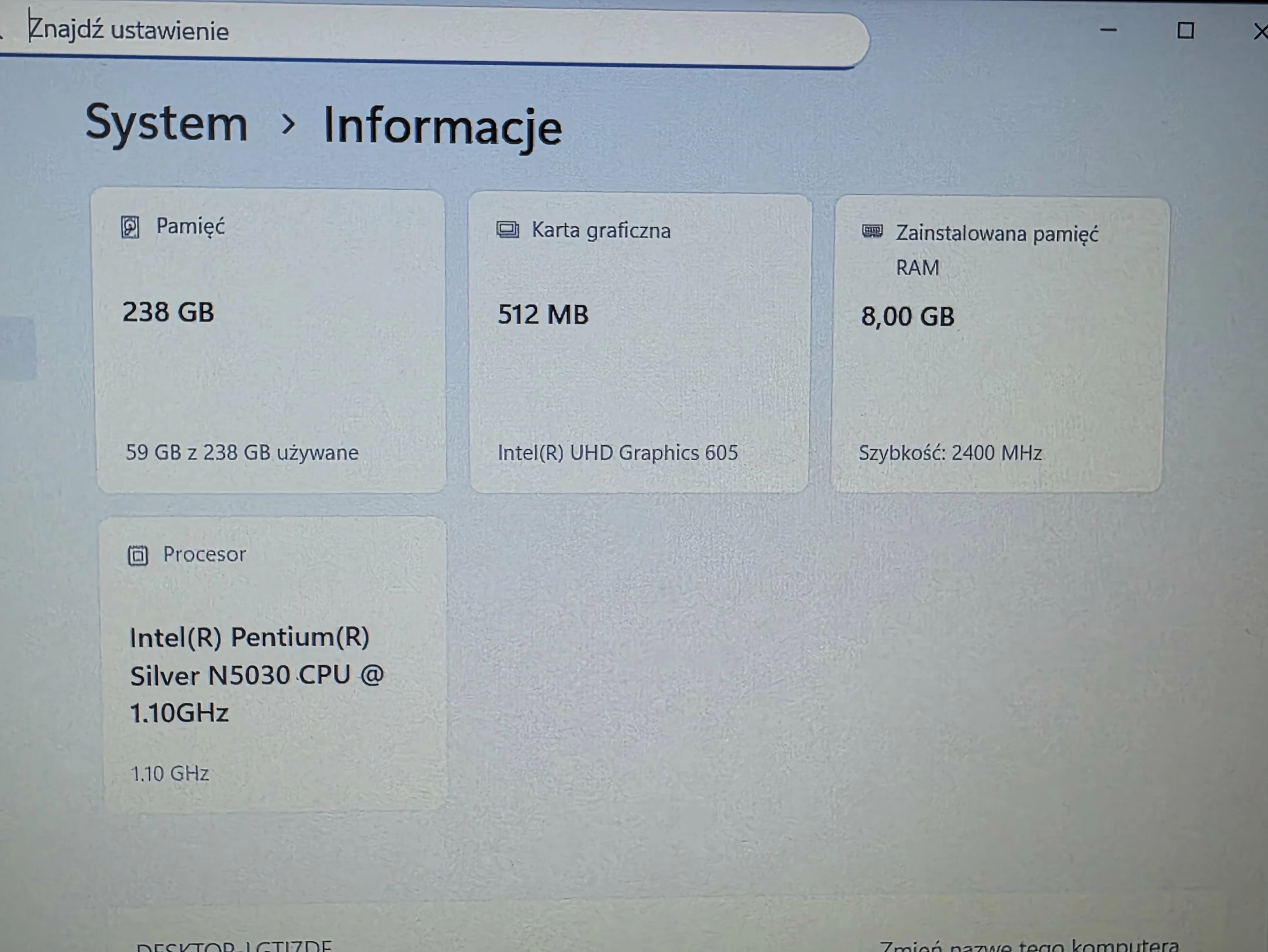 laptop-acer-n19h1-pentium-silver-n50308gb-ramssd-256gb-win-11-pro-opis-rodzaj-karty-graficznej-1234-1