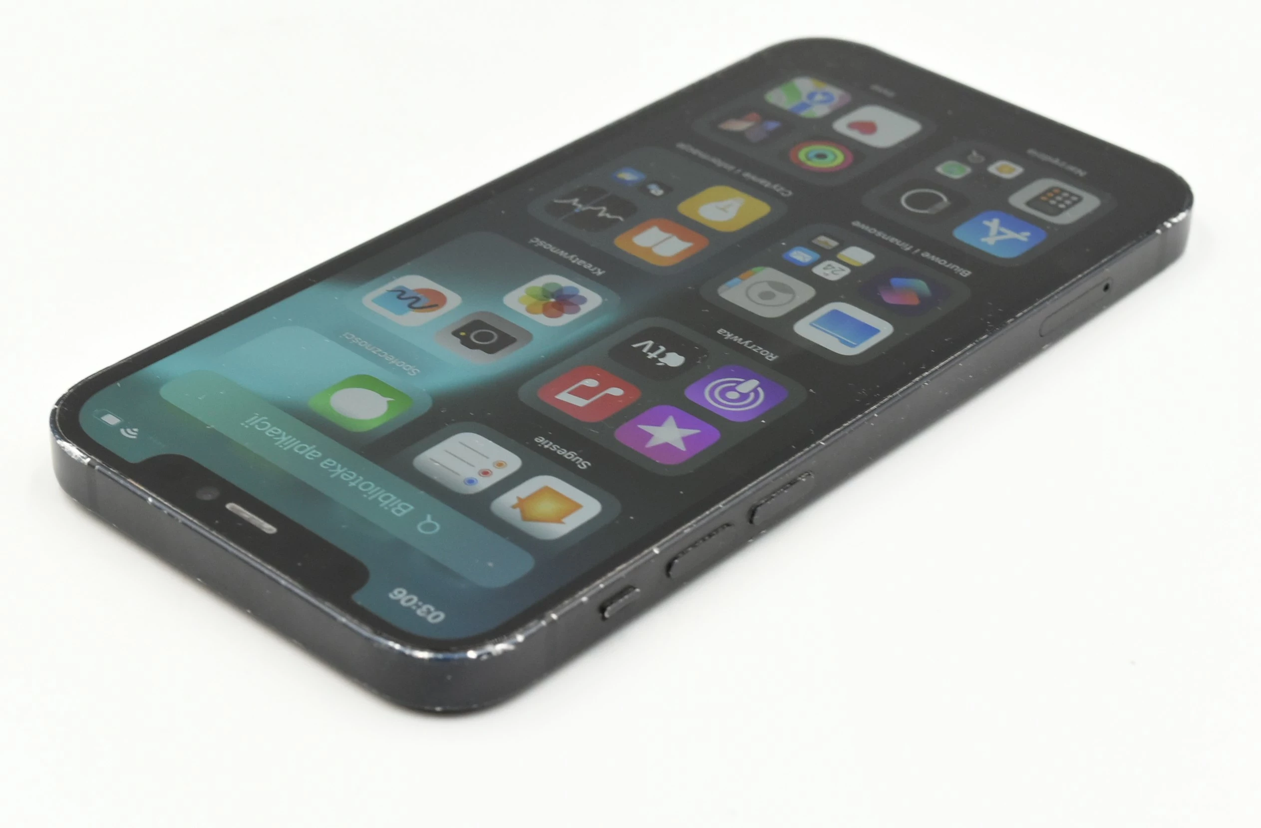 apple-iphone-12-54gb-86-bateria-wbudowana-pamiec-202869-214189