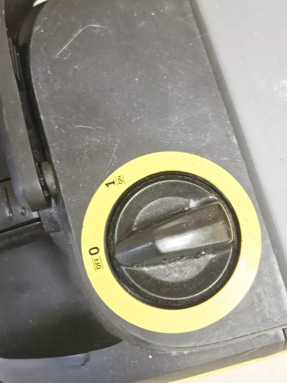 odkurzac-pioracy-karcher-kolor-dominujacy-129357-11