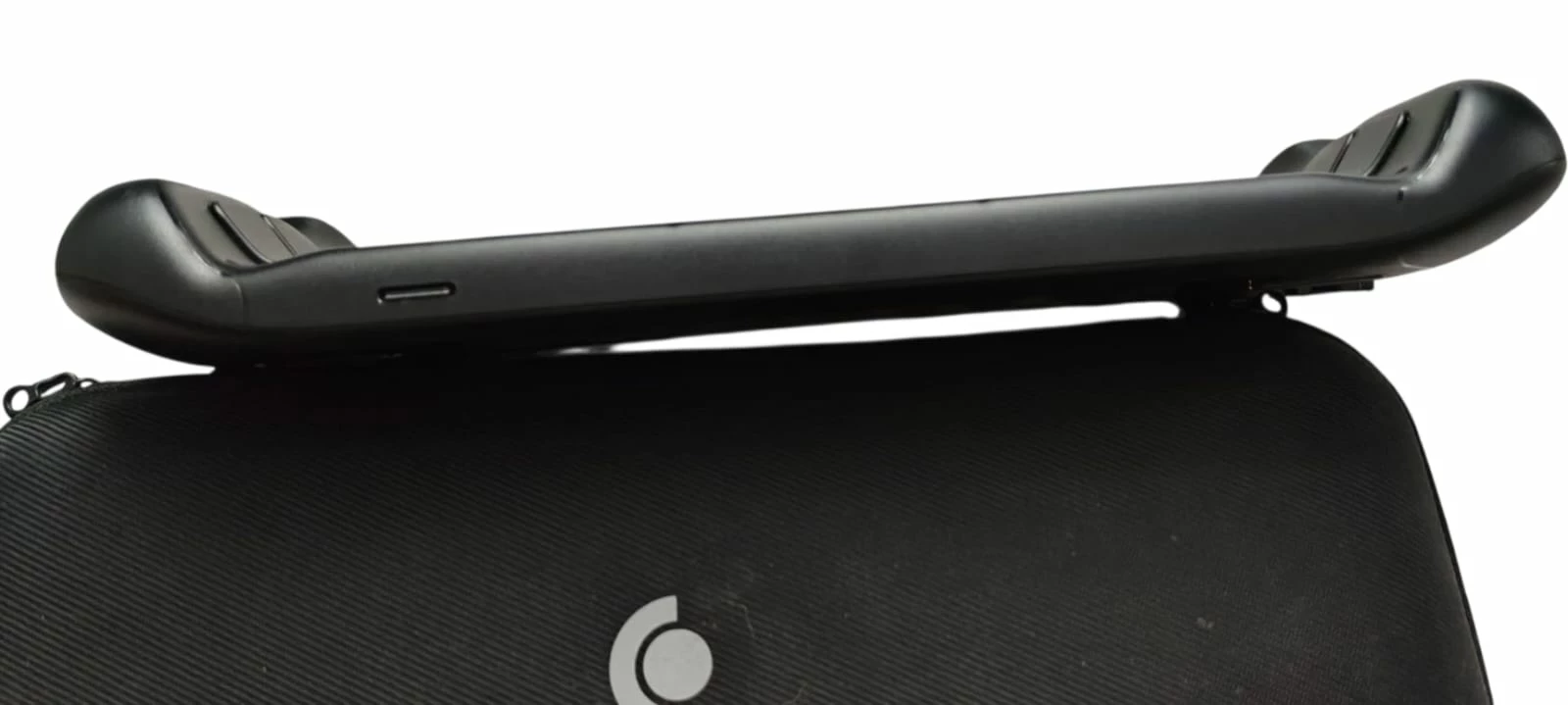 konsola-valve-steam-deck-64gb-model-1010-etui-ladowarka-zlacza-205990-2