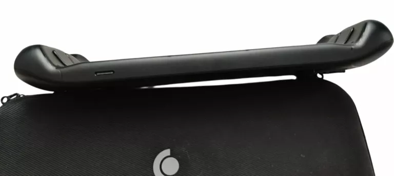 konsola-valve-steam-deck-64gb-model-1010-etui-ladowarka-zlacza-205990-2