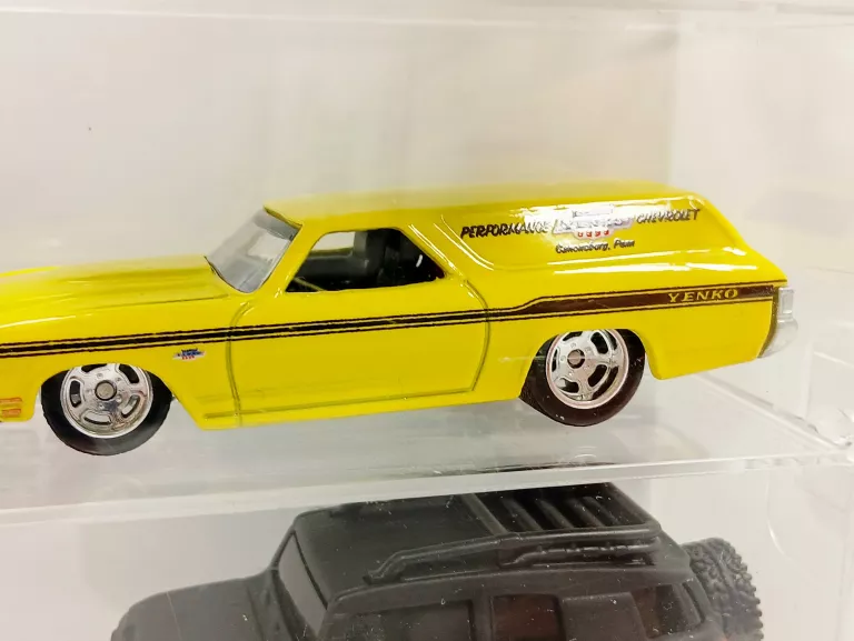 zestaw-samochodow-hot-wheels-w-pudelku-marka-248811-1999265