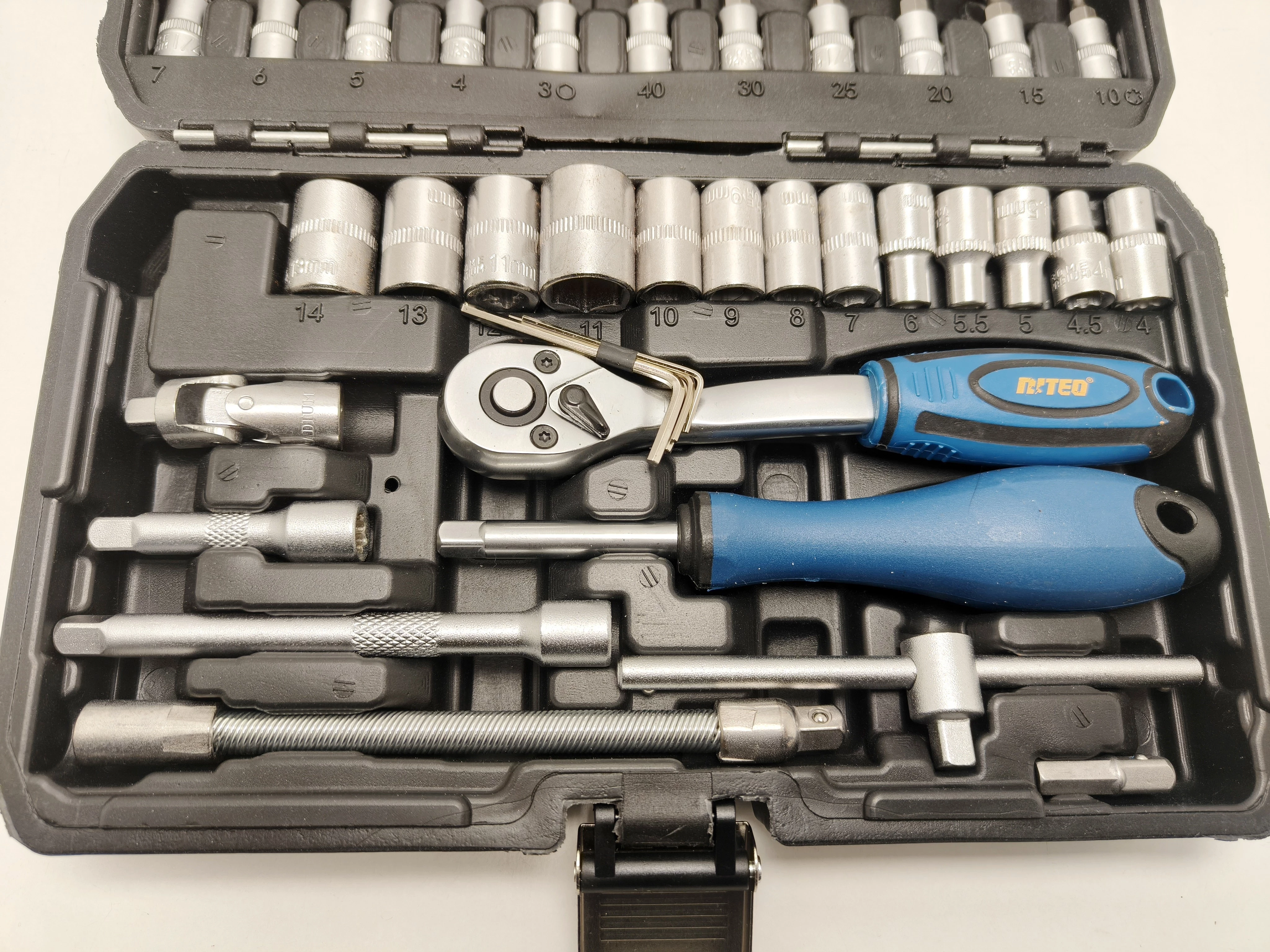 zestaw-niteo-tools-z-grzechotka-i-koncowkami-ean-gtin-5905118085039