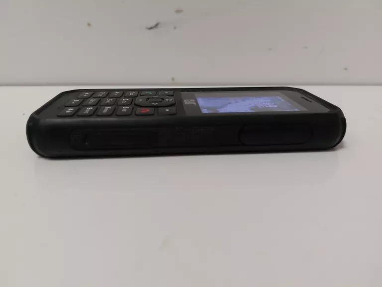 telefon-komorkowy-cat-phones-b40-64-mb-128-mb-4g-przekatna-ekranu-240