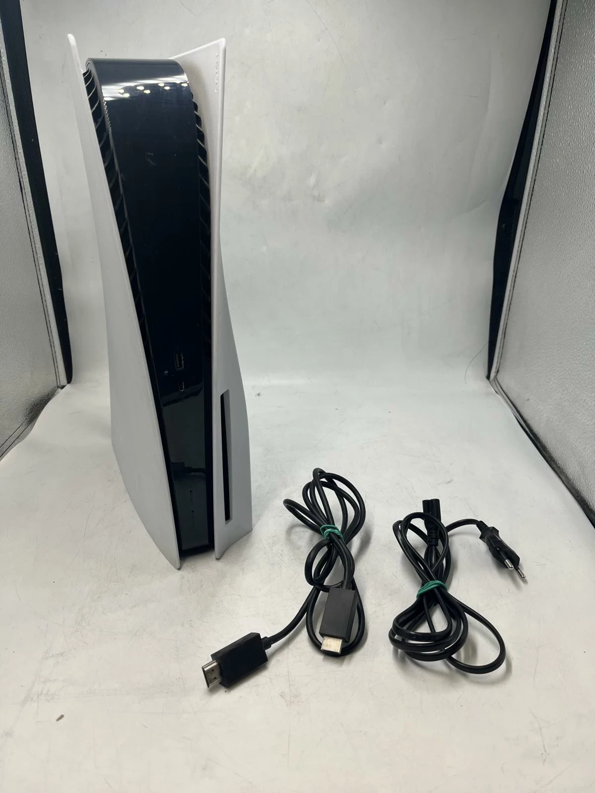 konsola-playstation-5-cfi-1216a-ean-gtin-711719423997