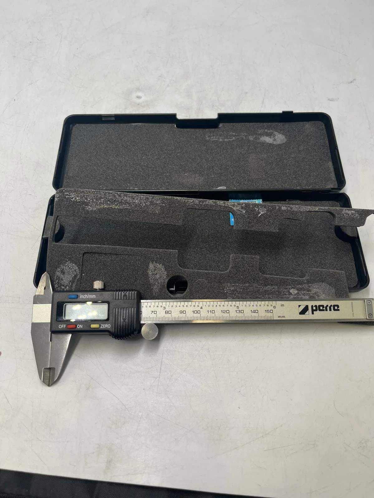 suwmiarka-elektroniczna-parre-hg-dy-064pud-stan-11323-2