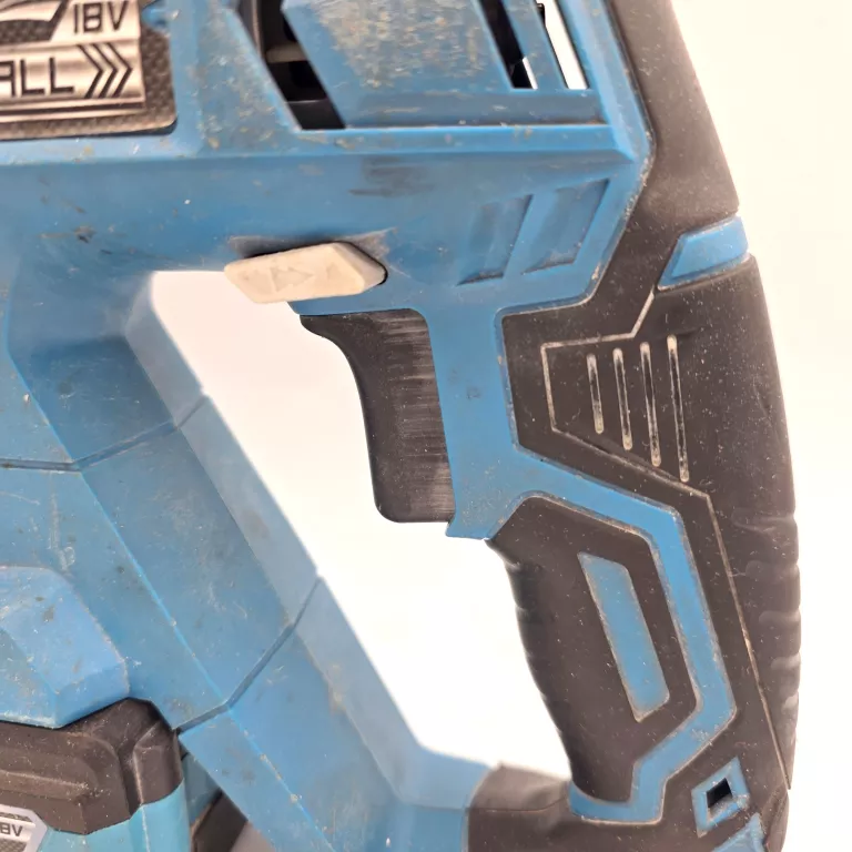 mlotowiertarka-dedra-ded-7048-18v-sds-plus-akumulator-40-ah-stan-11323-2