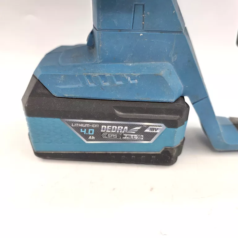 mlotowiertarka-dedra-ded-7048-18v-sds-plus-akumulator-40-ah-zawartosc-zestawu-235809-4